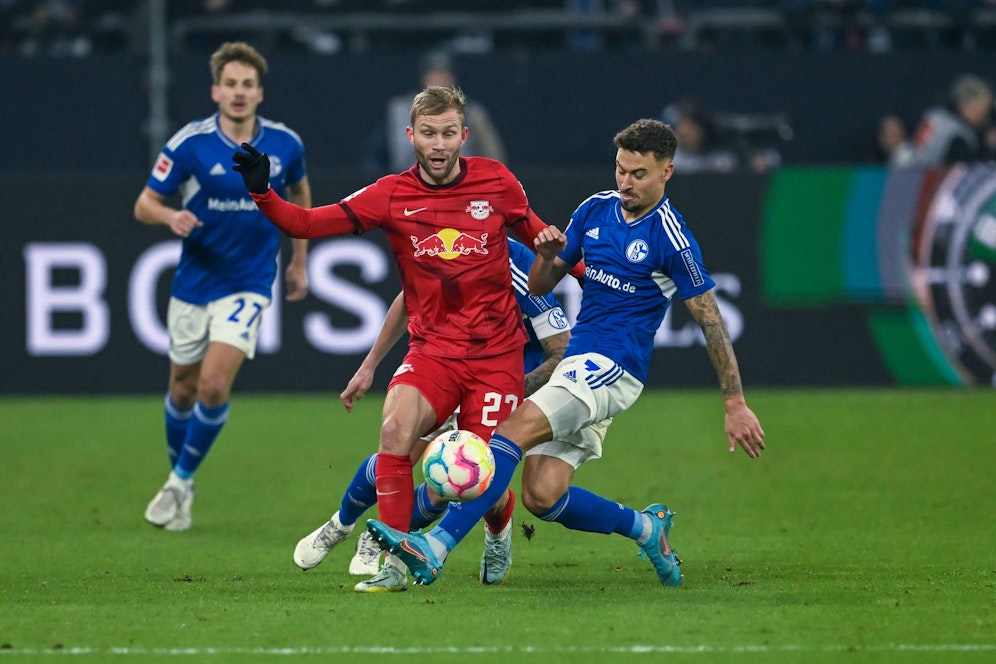 Konrad Laimer gegen Schalke