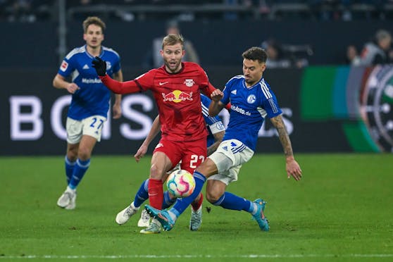 Konrad Laimer gegen Schalke