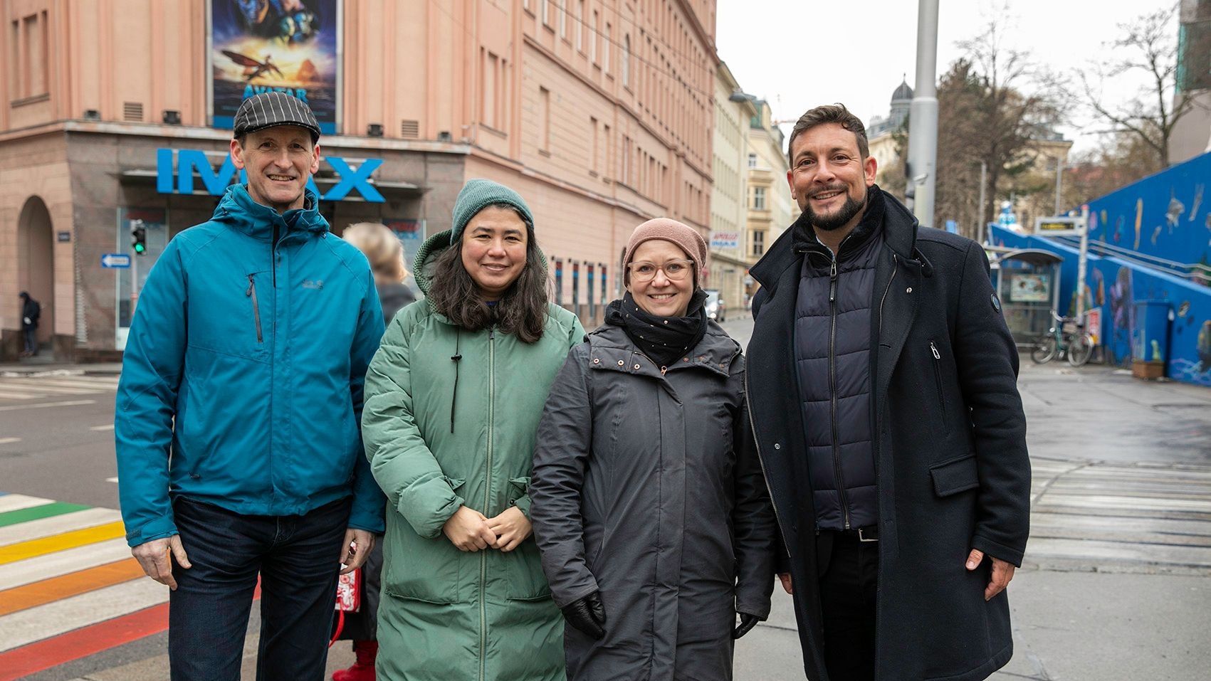 Johannes Posch (Büro PlanSinn), Landschaftsarchitektin Carla Lo, DI Anna Vukan (MA 19) und Bezirksvorsteher Markus Rumelhart.