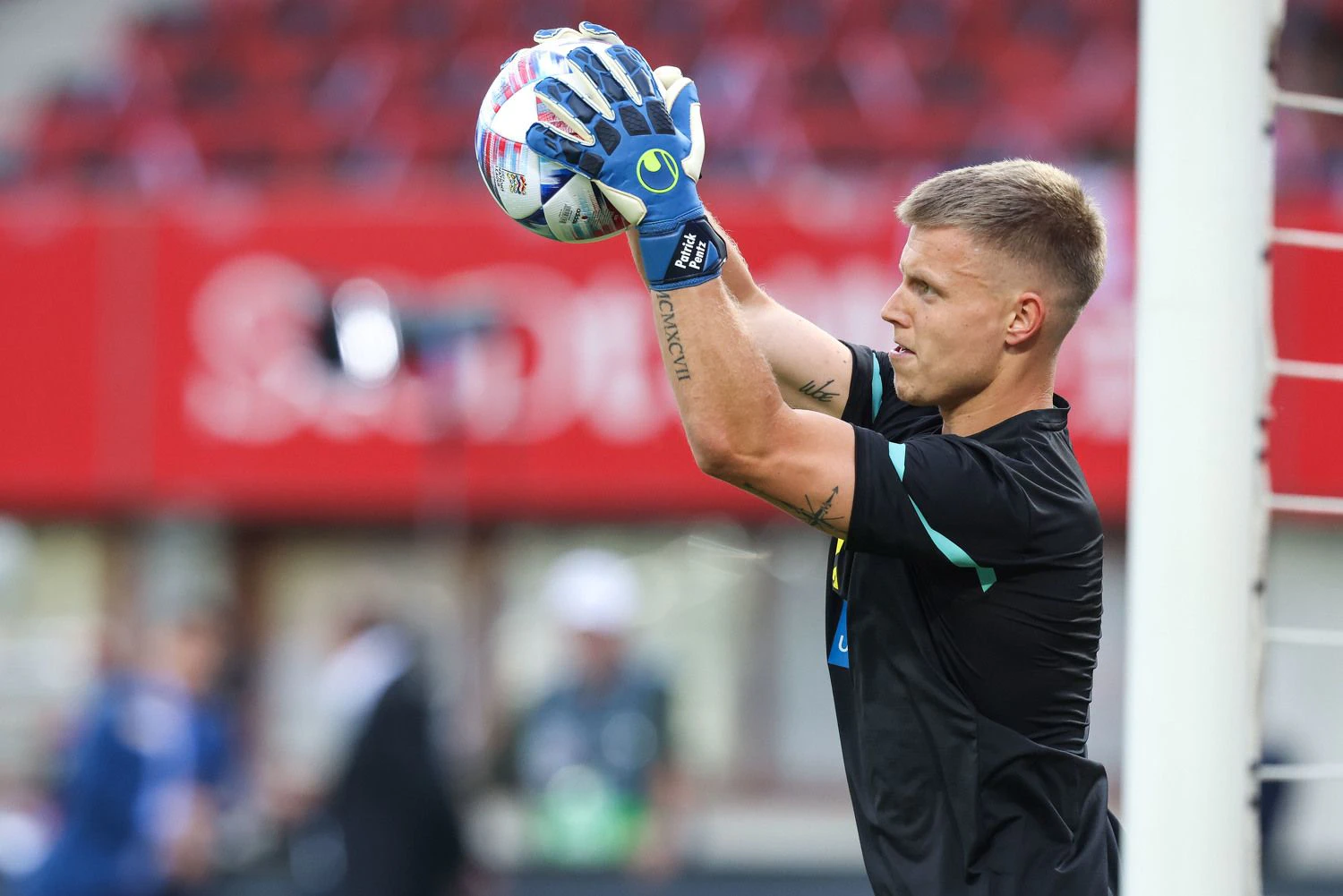 ÖFB-Teamkeeper Patrick Pentz wechselt in die Major League Soccer. 