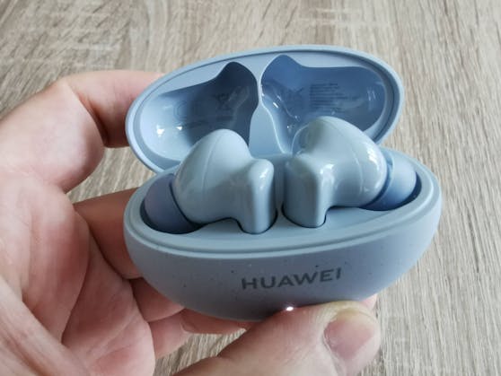 Die Huawei FreeBuds 5i schlagen sich beeindruckend gut gegen weit teurere Konkurrenten.