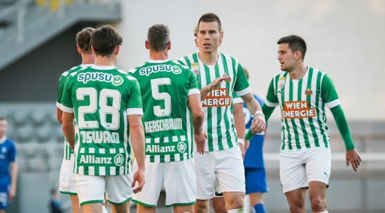 Rapid jubelt gegen Dynamo Kiew