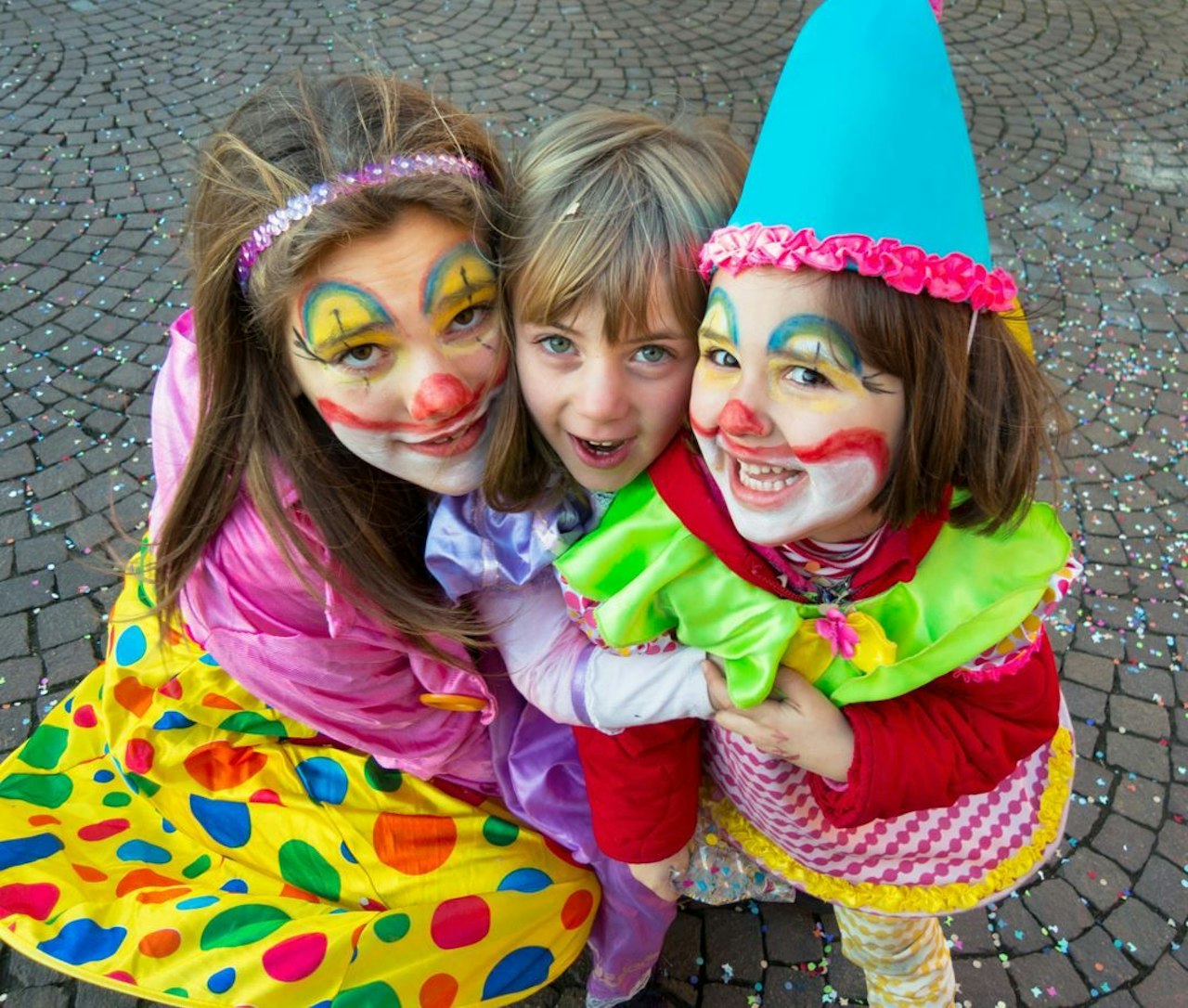 Heute.at - Mäderl (6) nach Faschingsfest verschwunden