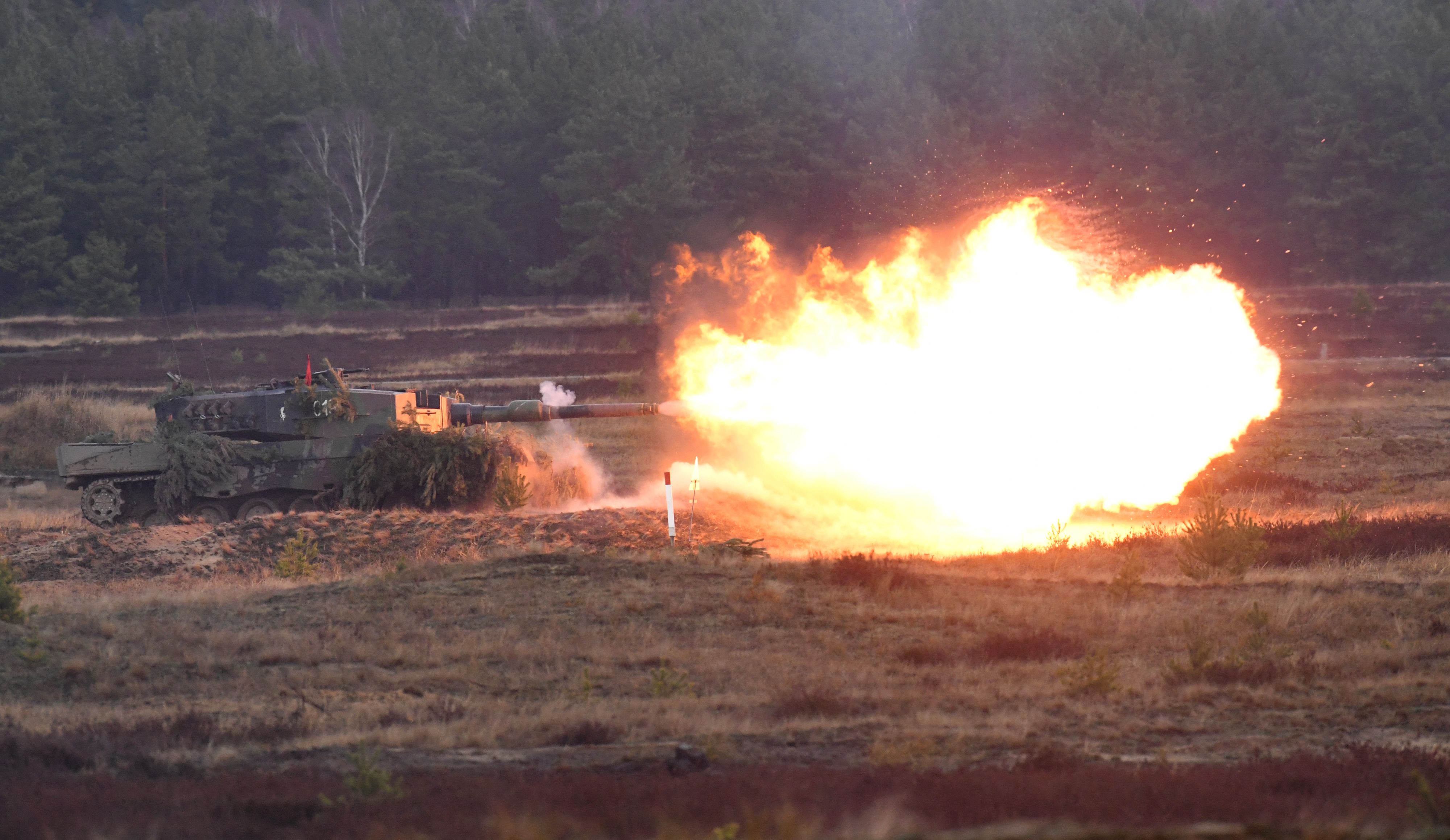 Deutschland hat sich nach langem Zuwarten entschieden, Kampfpanzer an die Ukraine zu liefern. 