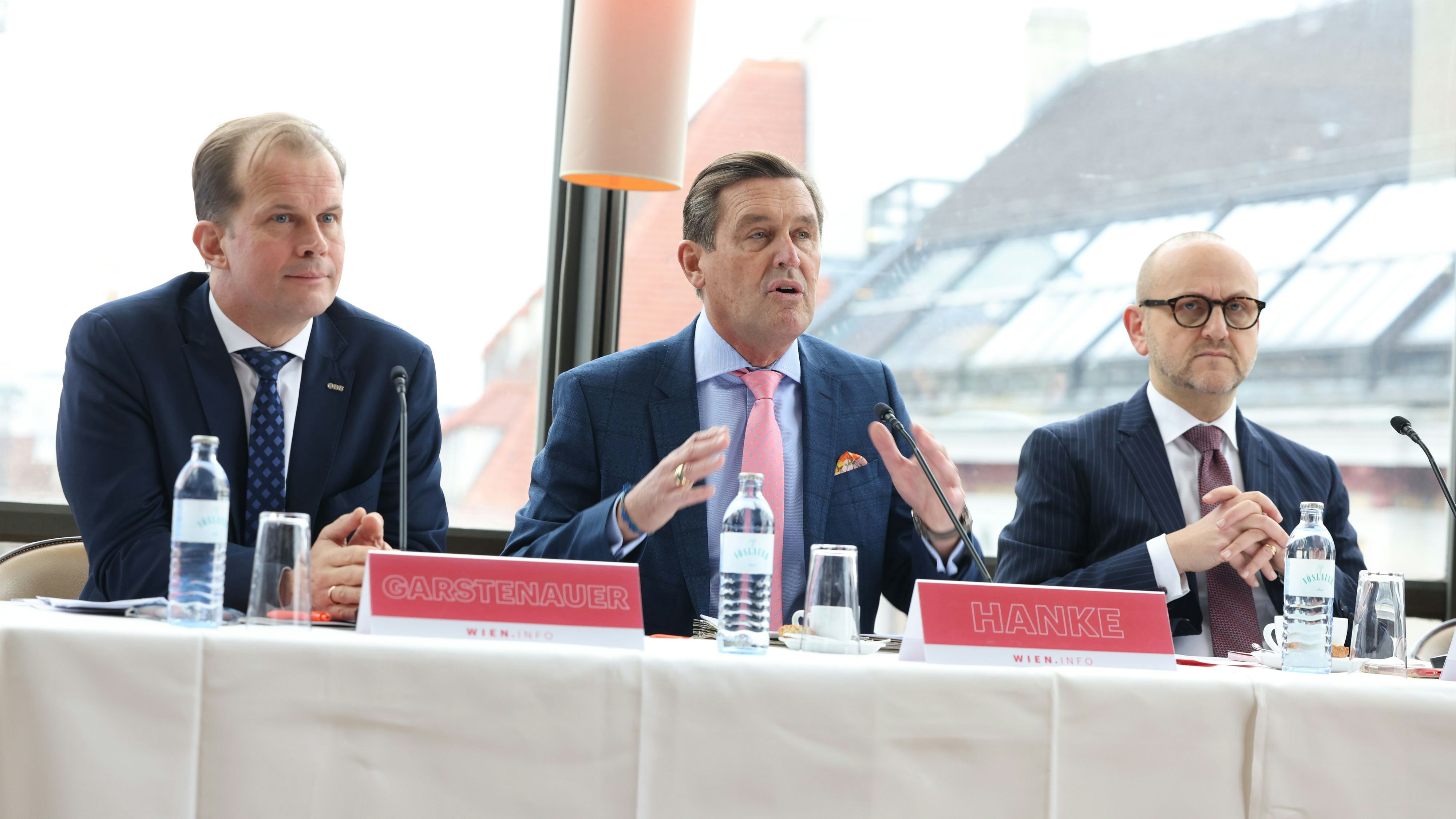 ÖBB-Personenverkehr-Chef Garstenauer, Stadtrat Hanke, Wien-Tourismus-Chef Kettner