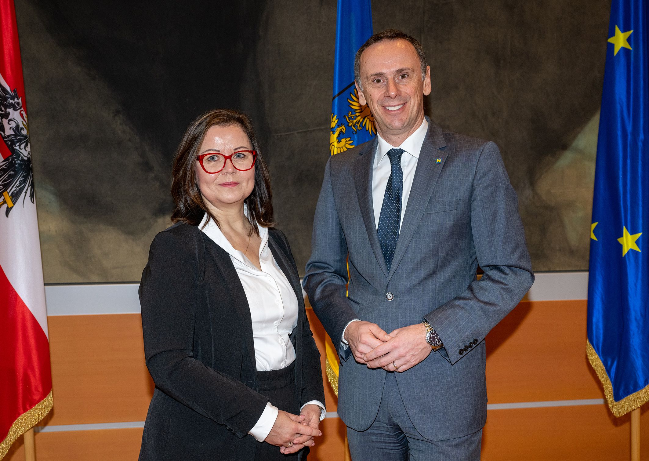 Hotellerie-Fachgruppenobfrau Karin Rosenberger und Tourismuslandesrat Jochen Danninger 