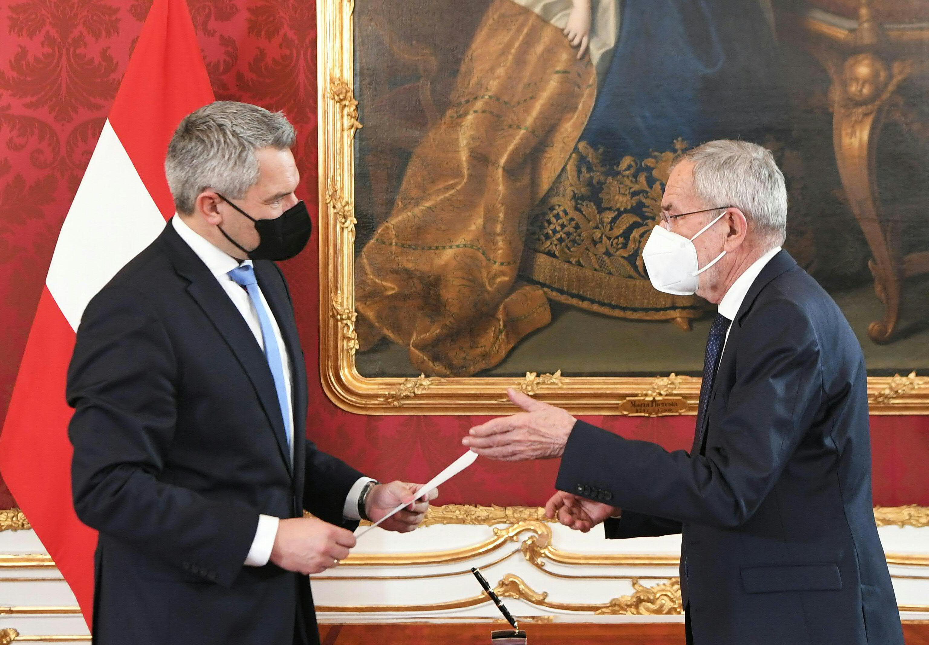 Bundeskanzler Karl Nehammer und Bundespräsident Alexander Van der Bellen.