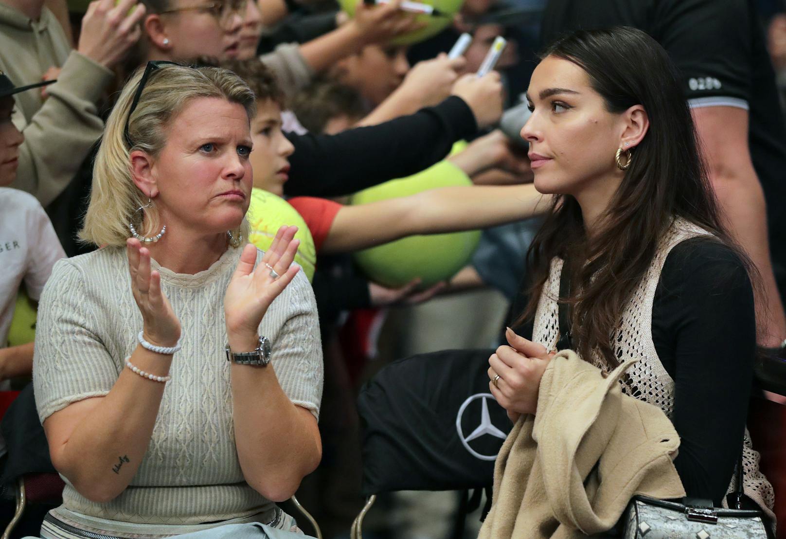 Freundin Lili und Thiem-Mutter Karin beim Wiener Stadthallen-Turnier