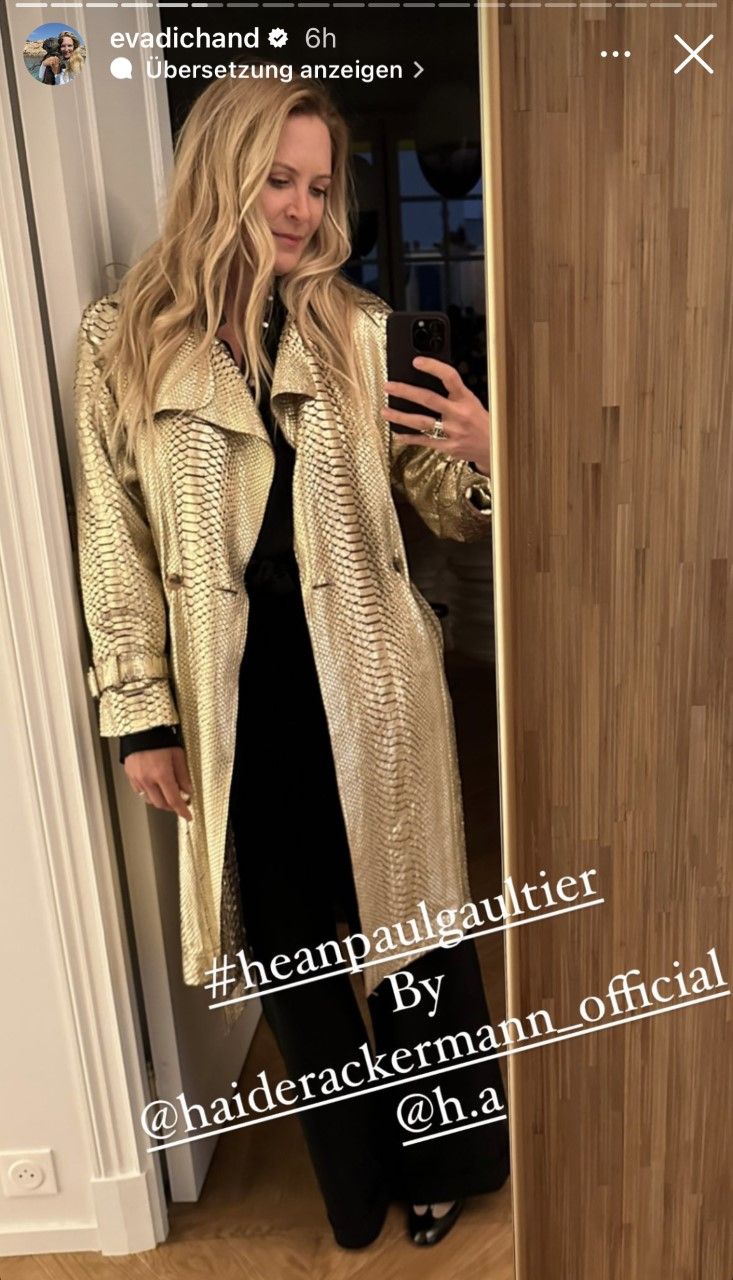 <em>"Heute"</em>-Chefin Eva Dichand wohnte in Gold der "Haider Ackermann für Jean Paul Gaultier"-Show bei.