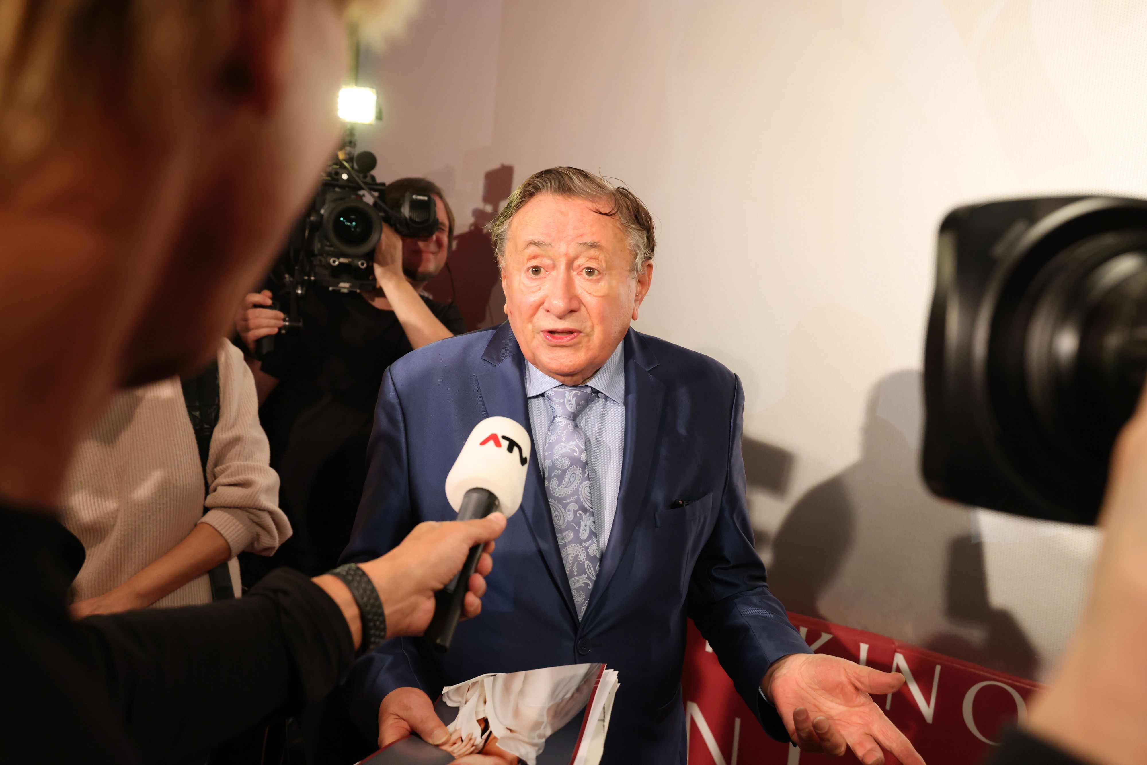 Richard Lugner hat es mit seinen Stargästen nicht immer leicht. 