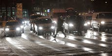 Blitzeis in Wien – Autos schleudern über die Straßen