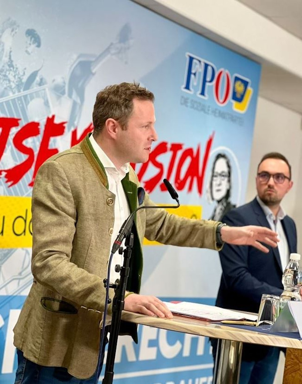 FP-Generalsekretär NAbg. Michael Schnedlitz und FPÖ-Landesparteisekretär und Wahlkampfleiter Alexander Murlasits.