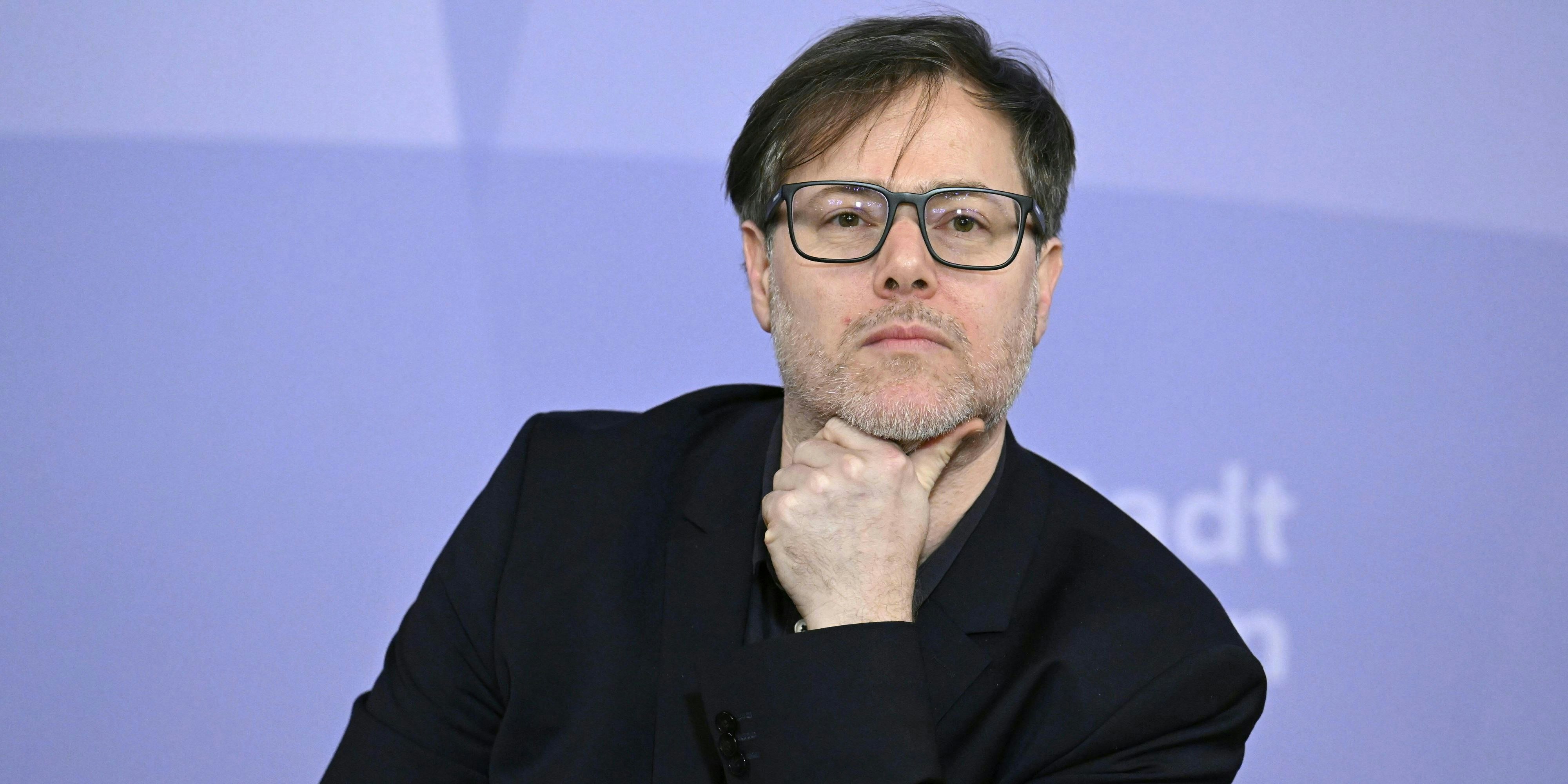 Der neue Intendant der Wiener Festwochen ist Milo Rau.