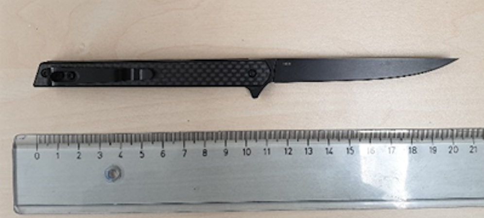 Das Messer wurde sichergestellt.