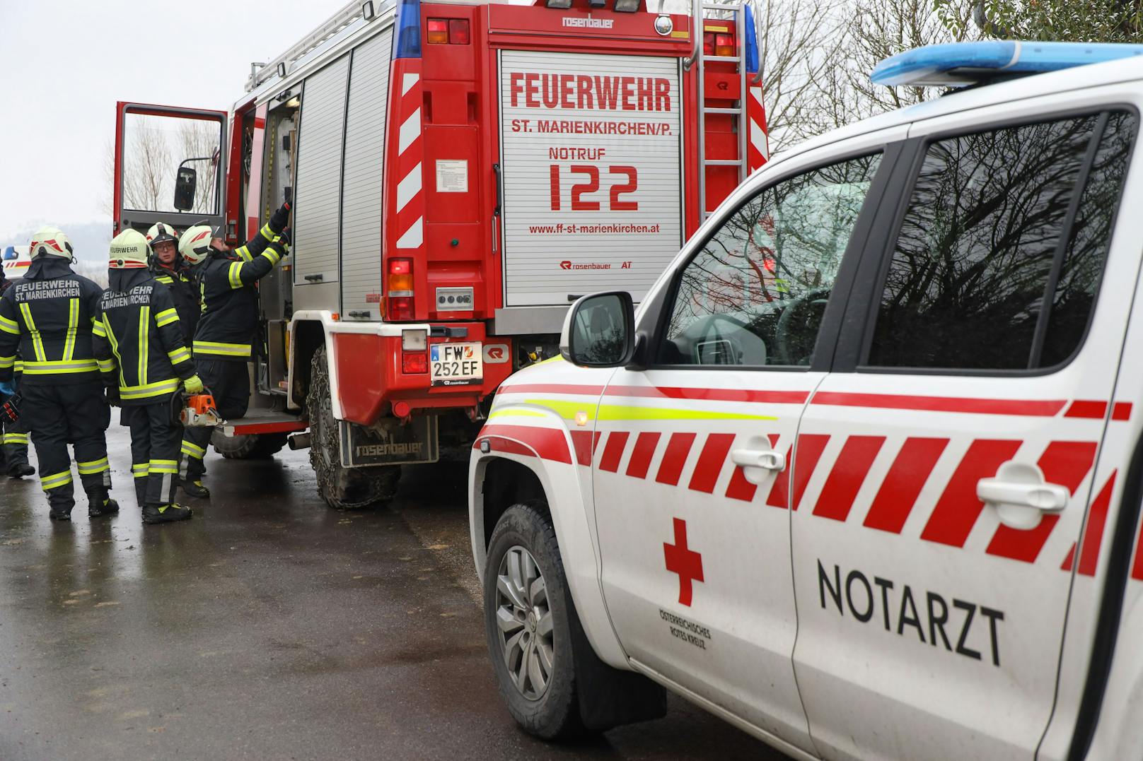 In St. Marienkirchen an der Polsenz (Bezirk Eferding) stand die Feuerwehr Samstagvormittag bei einer Personenrettung im Einsatz.