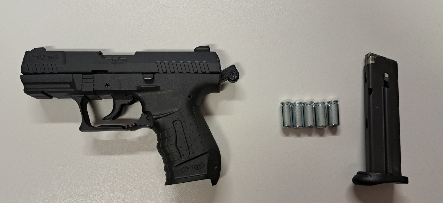 Die Waffe wurde sichergestellt.