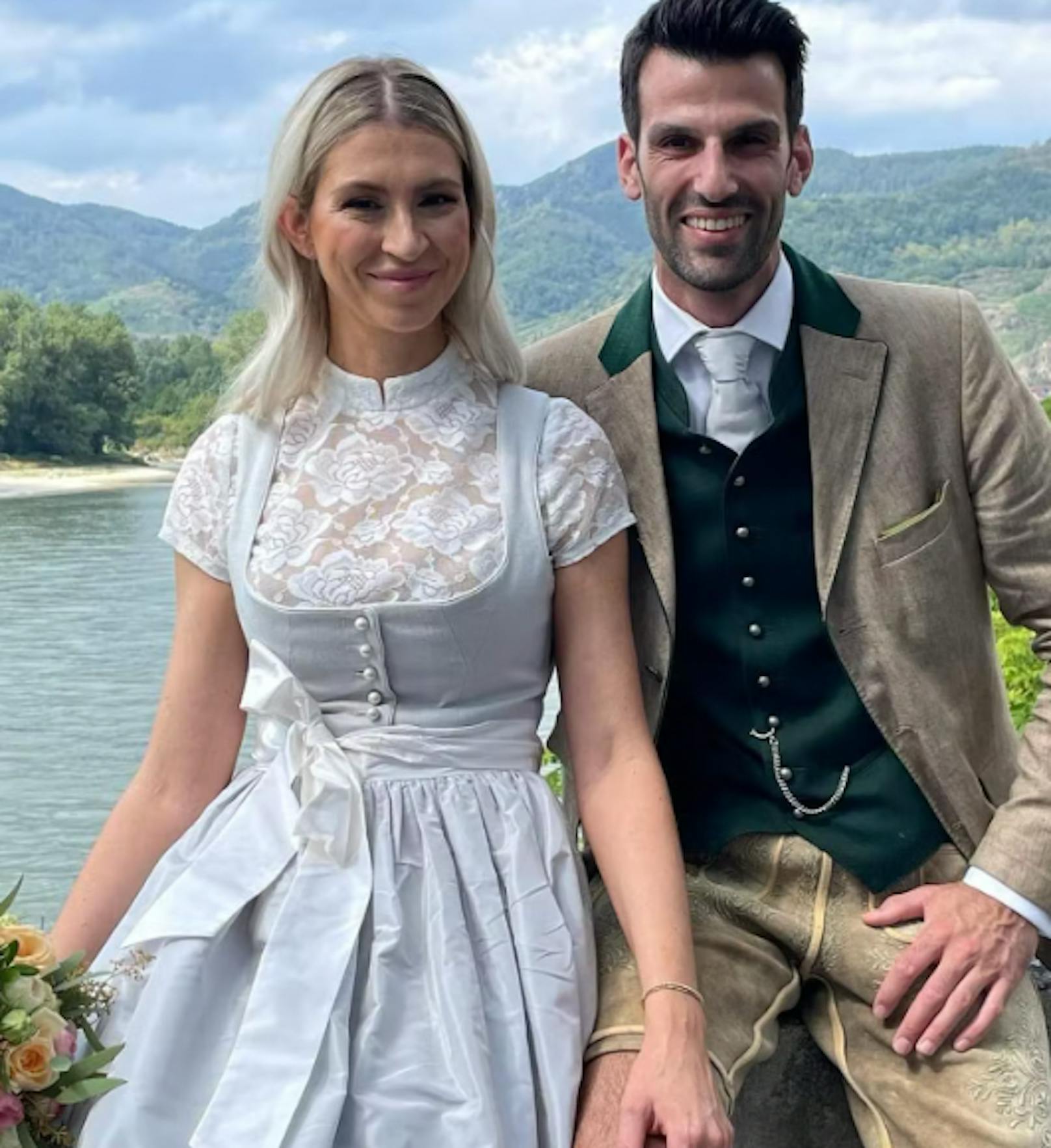 Hochzeit von Udo Landbauer mit seiner Simone (32) im Sommer 2022, im Februar war Udo Landbauer Vater geworden.