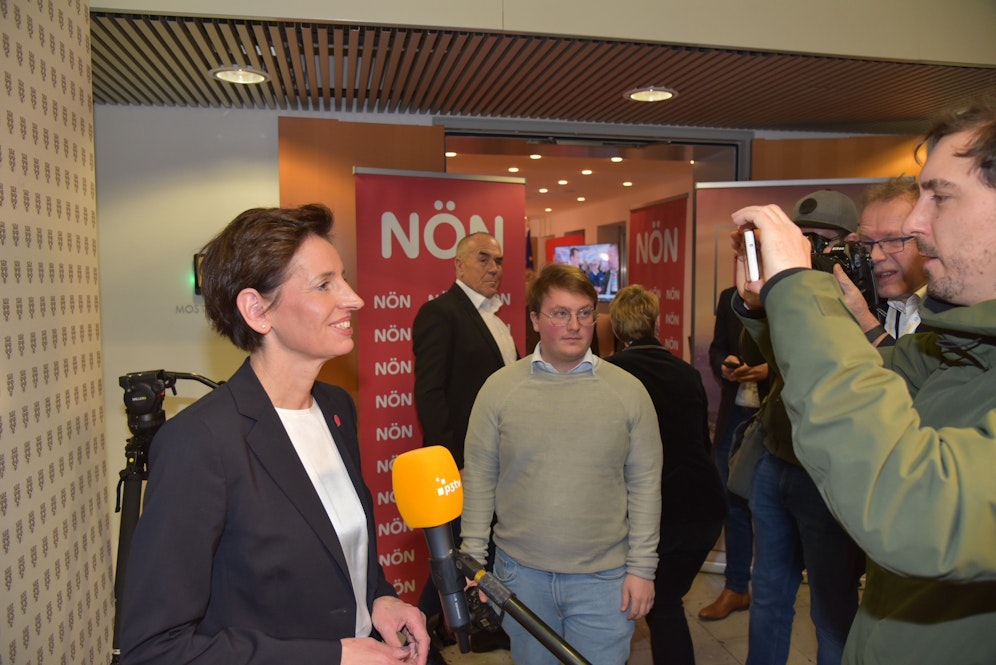 NEOS-Spitzenkandidatin Indra Collini kurz nach der Wahl mit einer ersten Stellungnahme zu 