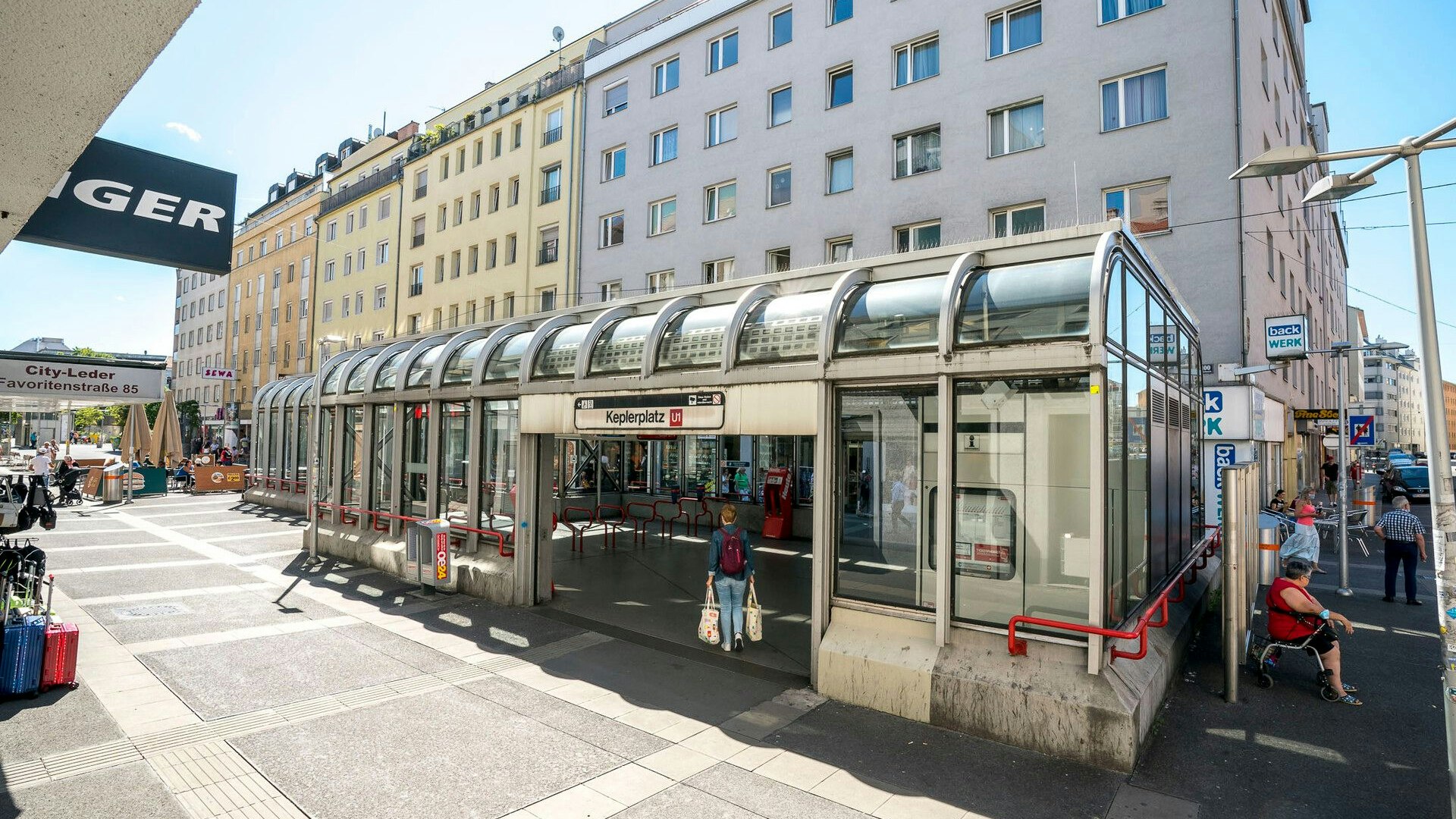 Heute.at - Teenies prügeln Mann bei Wiener Kebabstand spitalsreif