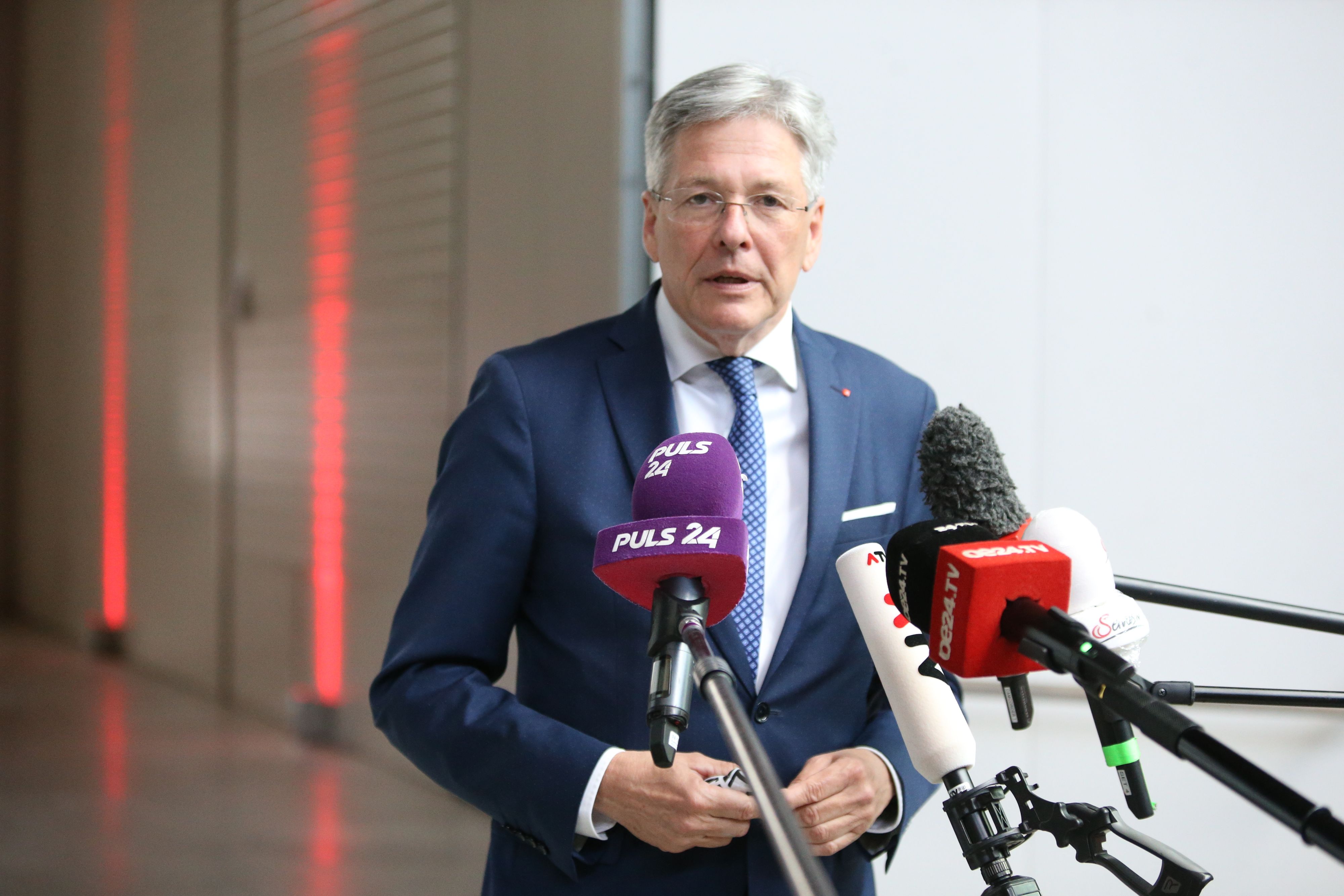 Peter Kaiser will vor den Landtagswahlen in Kärnten keine Führungsdiskussion in der Bundes-SPÖ führen