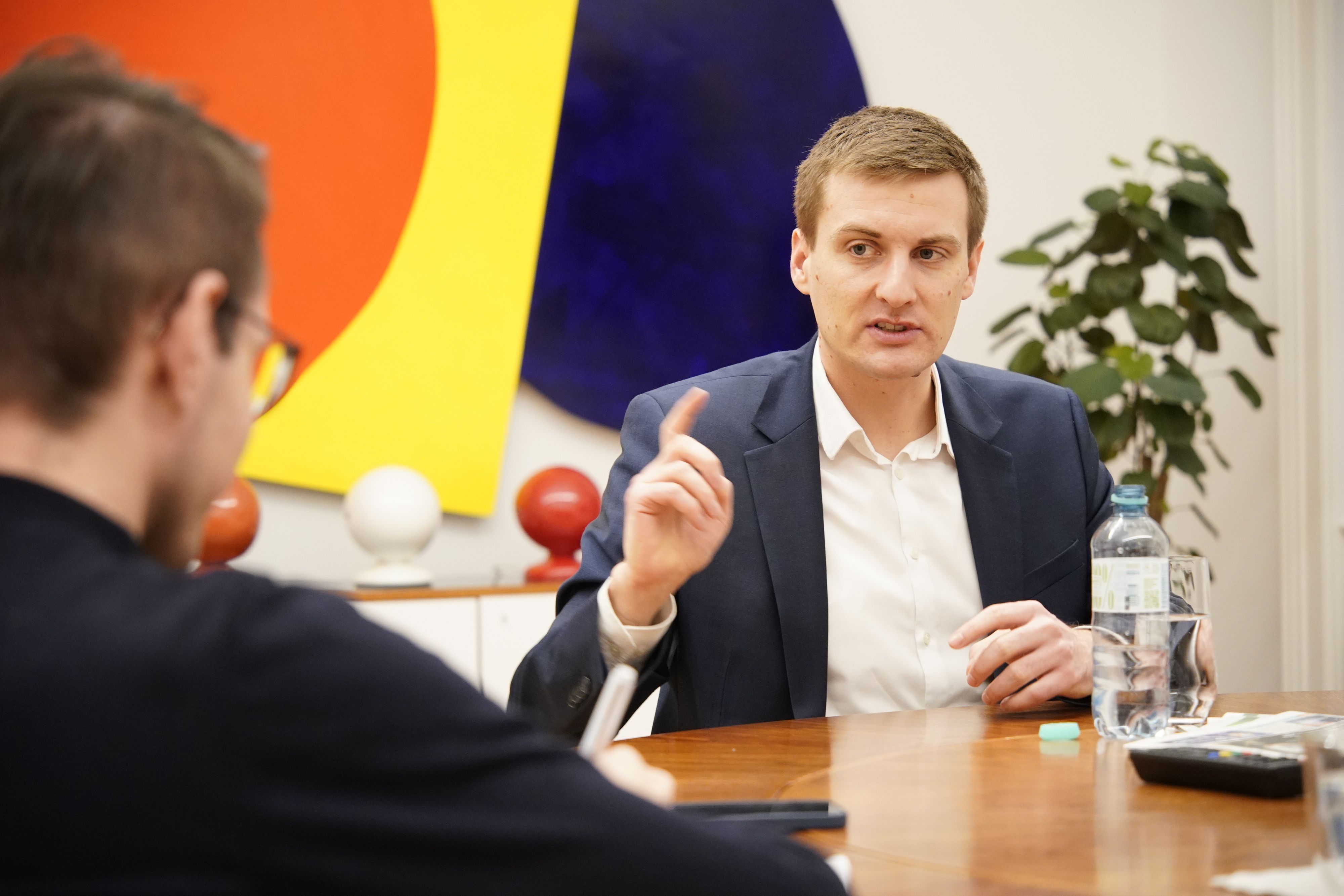 SPNÖ-Chef Sven Hergovich fordert einen Zinspreisdeckel von drei Prozent