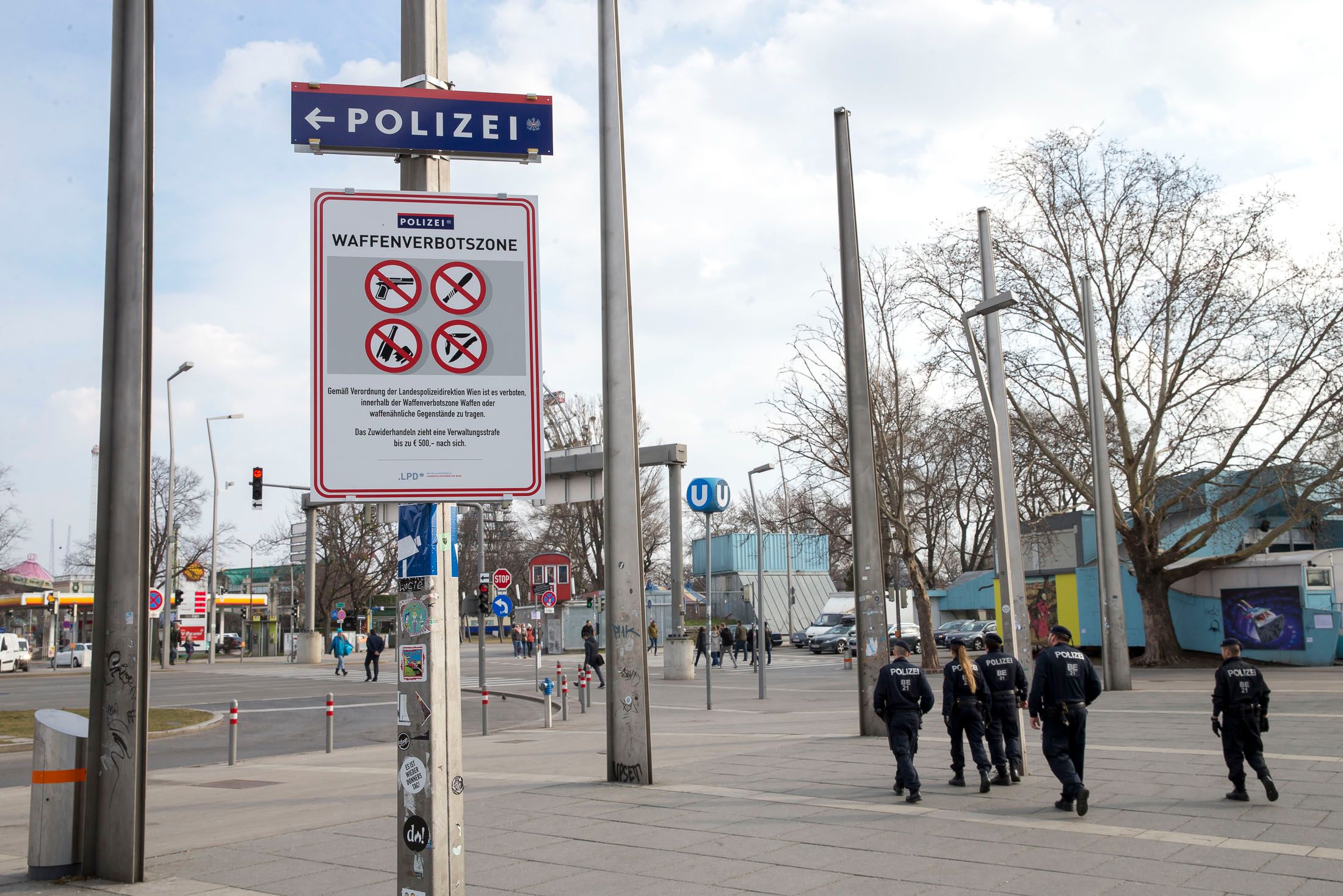 Ein 23-Jähriger verkaufte einer Person am Praterstern Drogen. Die Kundin war jedoch Polizistin. 