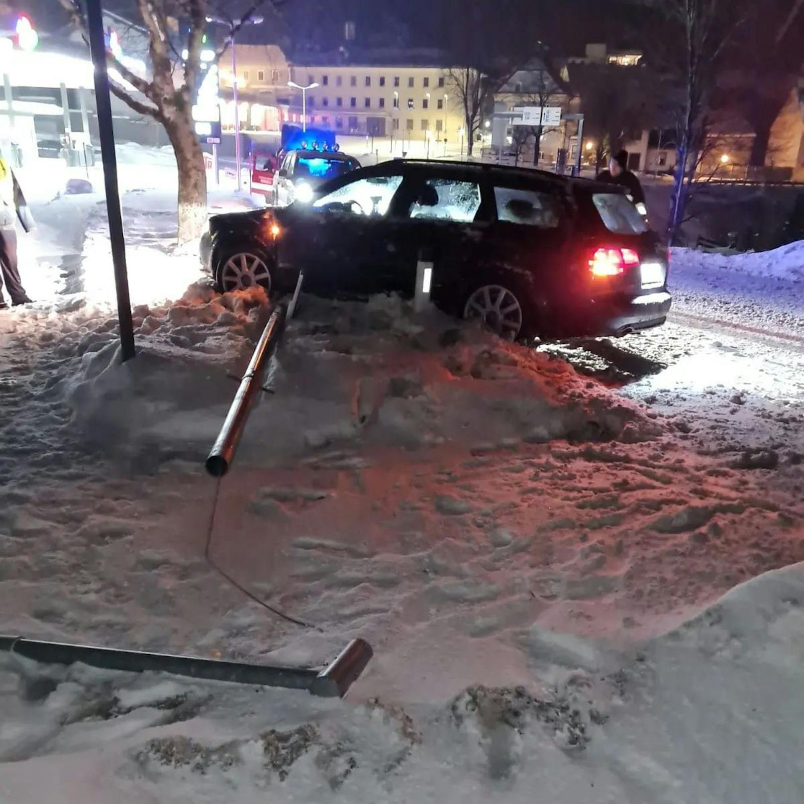 Aufgrund der Schneefahrbahn kam es in der Steiermark zu mehreren Unfällen.