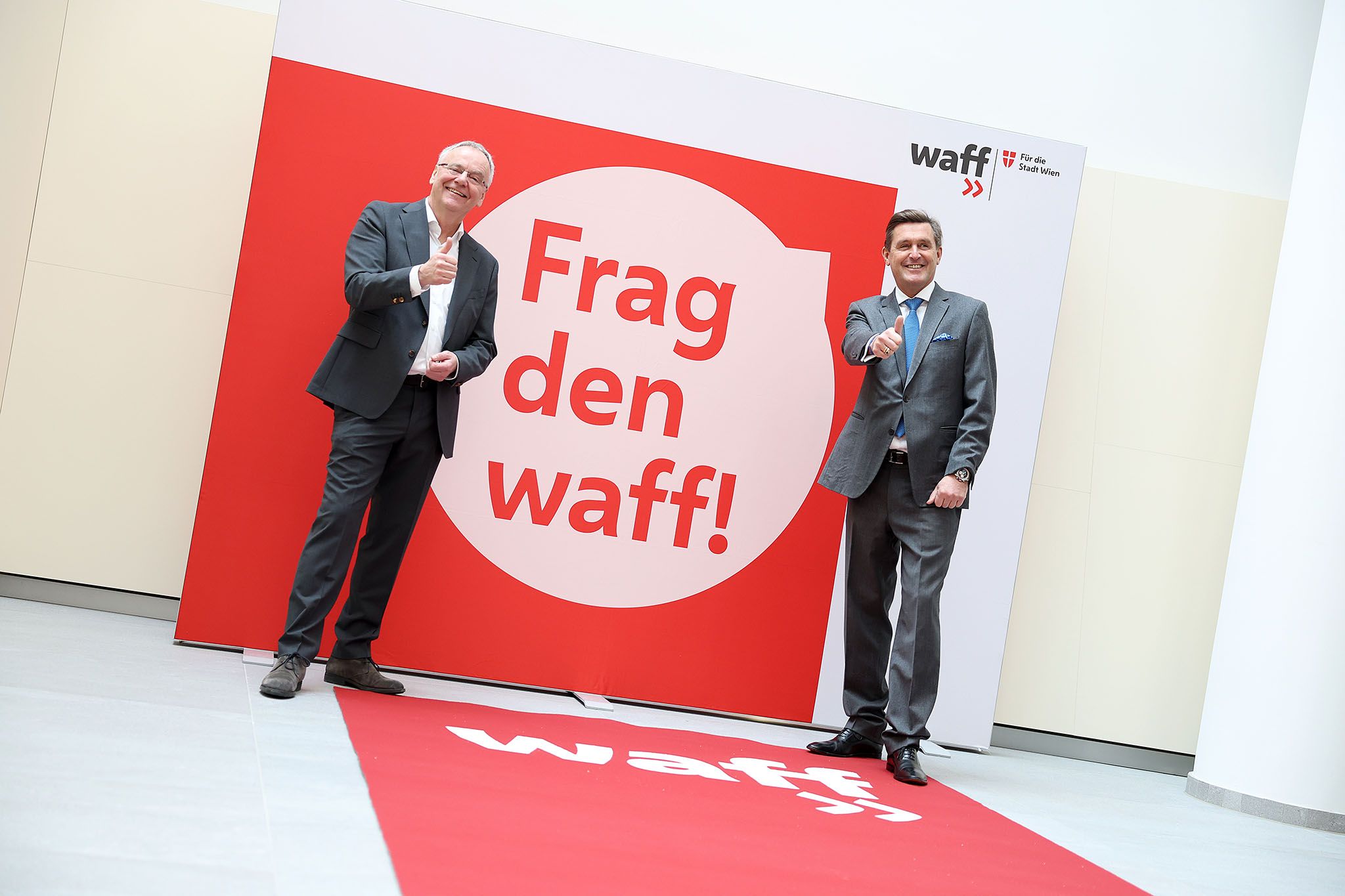 waff-Geschäftsführer Fritz Meißl und Wirtschaftsstadtrat Peter Hanke (SP) bei der Eröffnung des neuen waff-Standorts in Wien-Leopoldstadt.