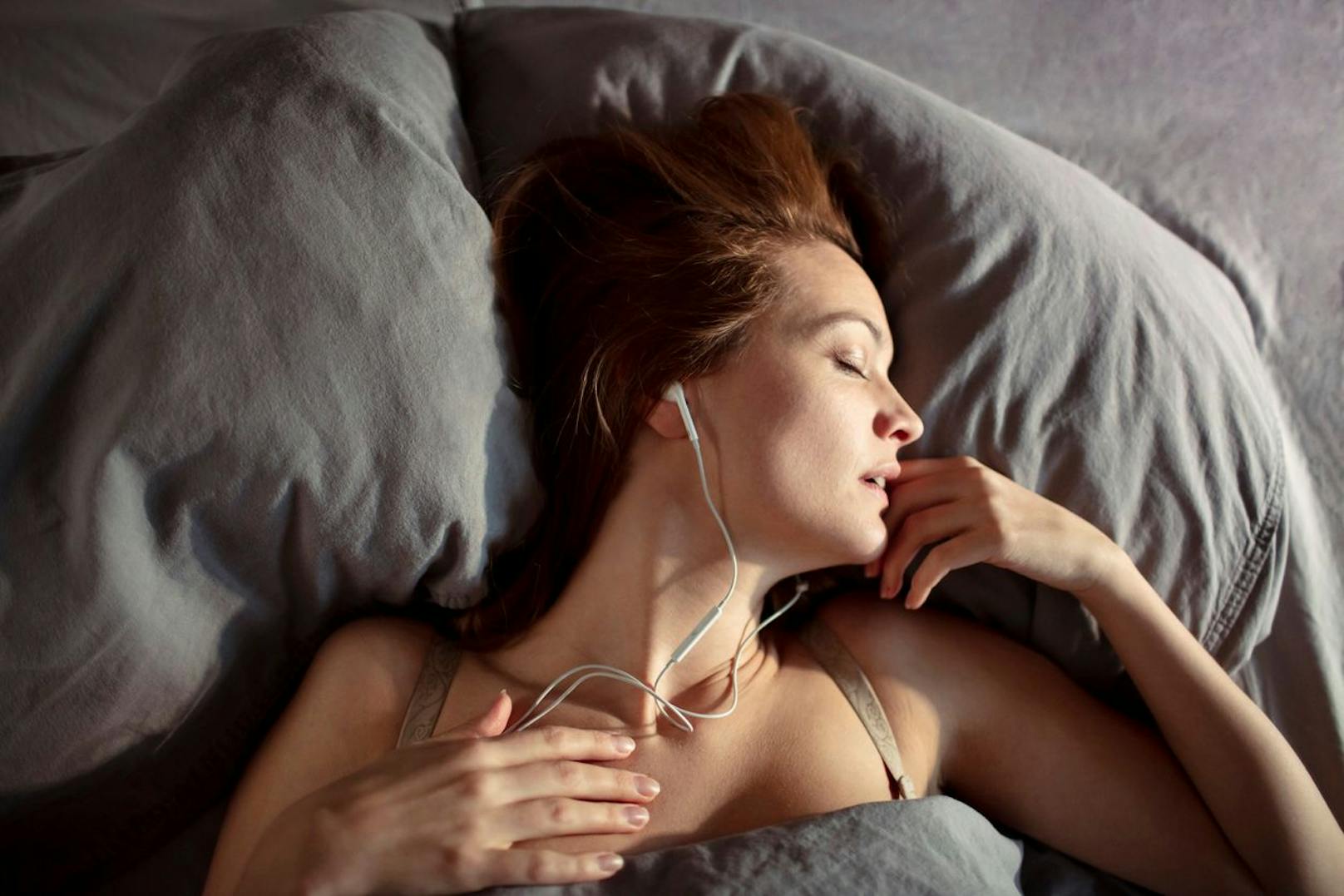 Die Studie zeigt: Es gibt nicht "die eine" Musik, die uns zum Einschlafen bringt.&nbsp;