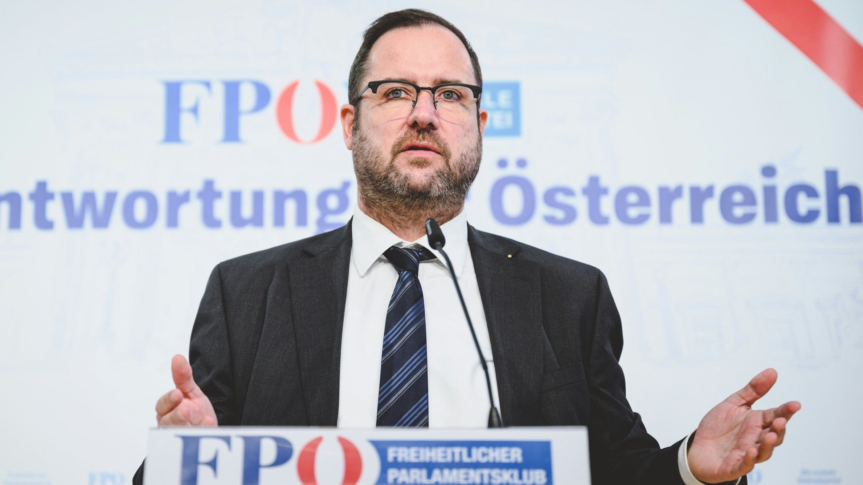 FPÖ-Mediensprecher Christian Hafenecker.