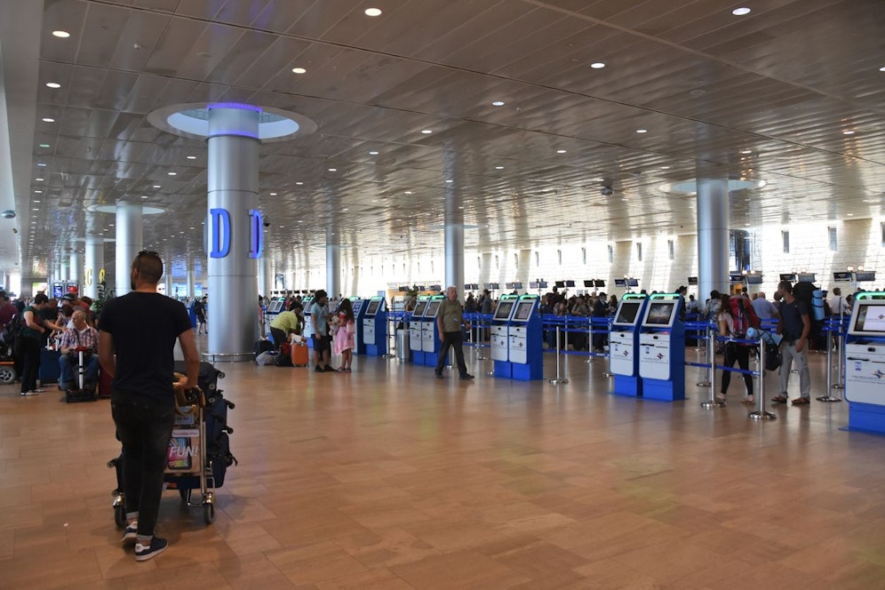 Das Paar wollte vom Ben Gurion Airport in Tel Aviv (Israel) nach Brüssel fliegen.
