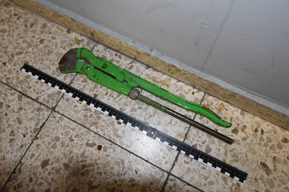 Mit diesem Werkzeug wollte der Mann in die Büroräumlichkeiten einbrechen.