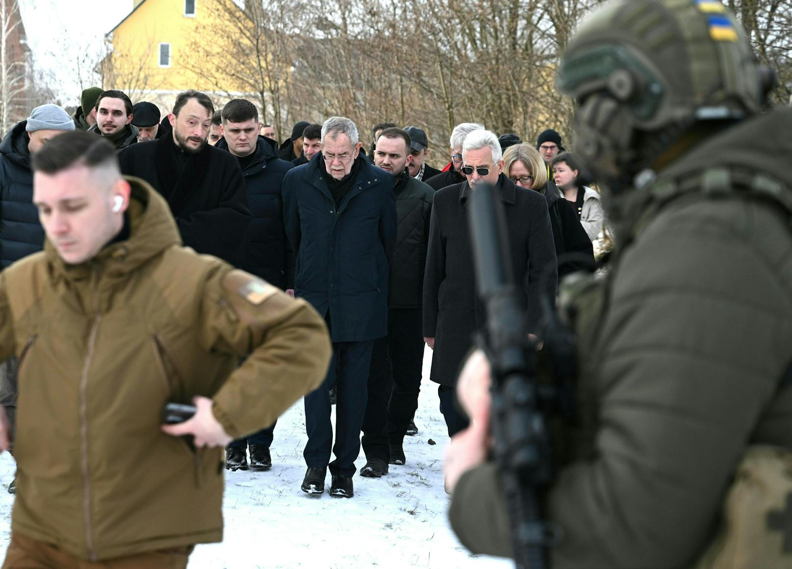 Alexander Van der Bellen besuchte auch den Massaker-Ort Butscha nahe Kiew.