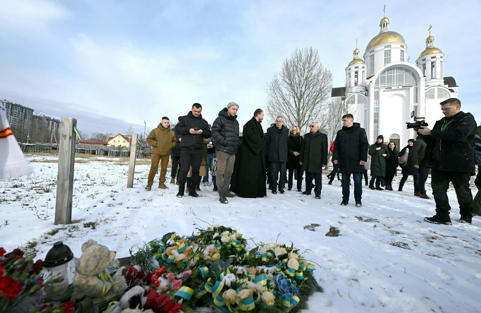 Alexander Van der Bellen besuchte auch den Massaker-Ort Butscha nahe Kiew.
