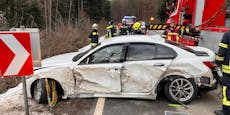 BMW krachte in Lkw – Lenker verletzt im Krankenhaus