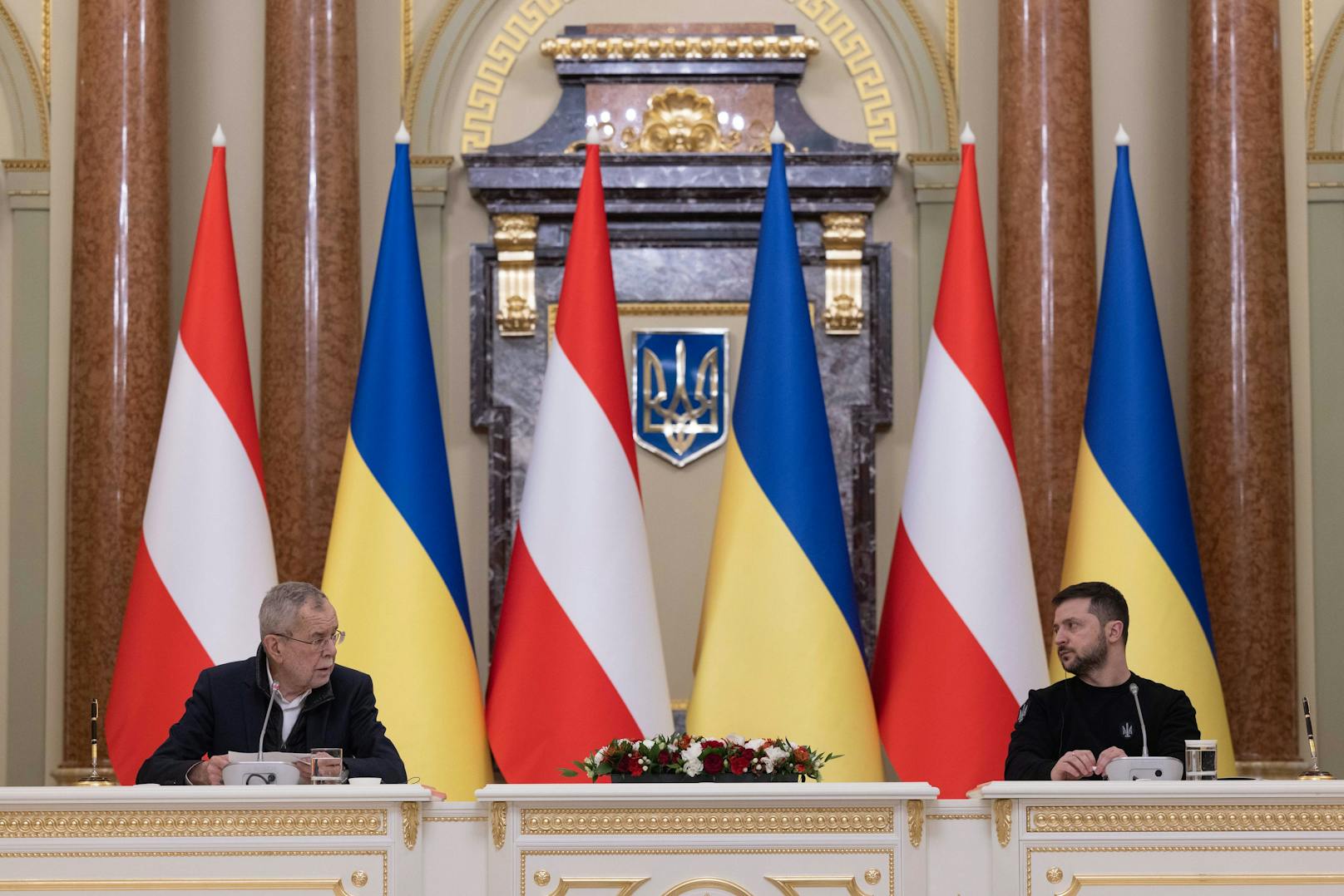 Am Mittwoch (01.02.2023) besuchte eine österreichische Delegation angeführt von Bundespräsident Alexander Van der Bellen die Ukraine. 