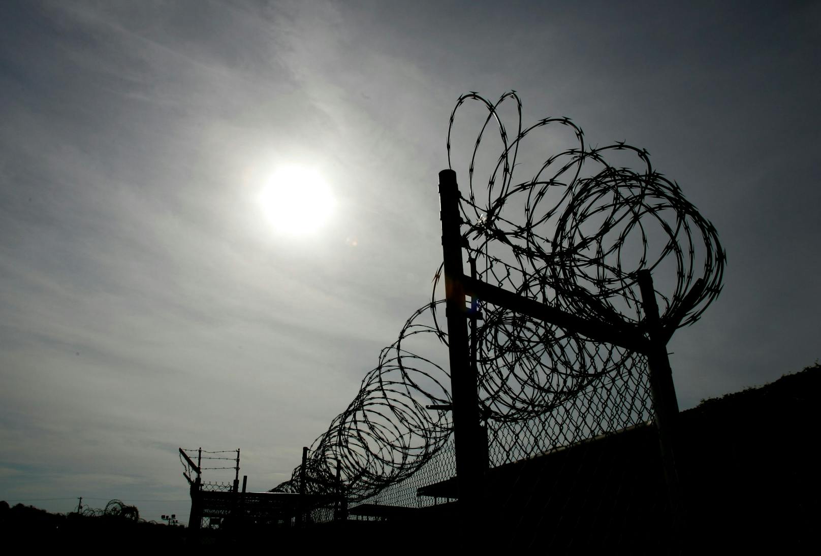 Im Lager des US-Marinestützpunkt in Guantánamo Bay (Kuba) waren zeitweise fast 800 Menschen inhaftiert.