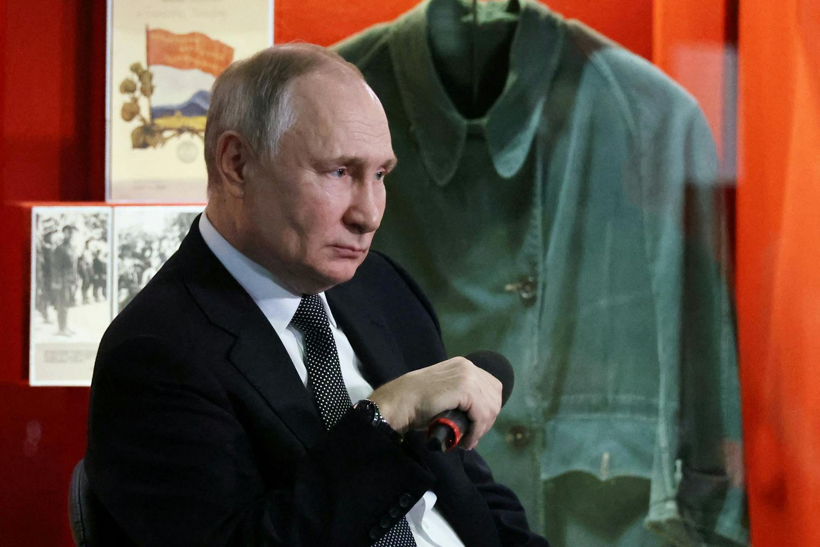 Will offenbar Kampfroboter mit Künstlicher Intelligenz im Ukraine-Krieg einsetzen: Wladimir Putin.