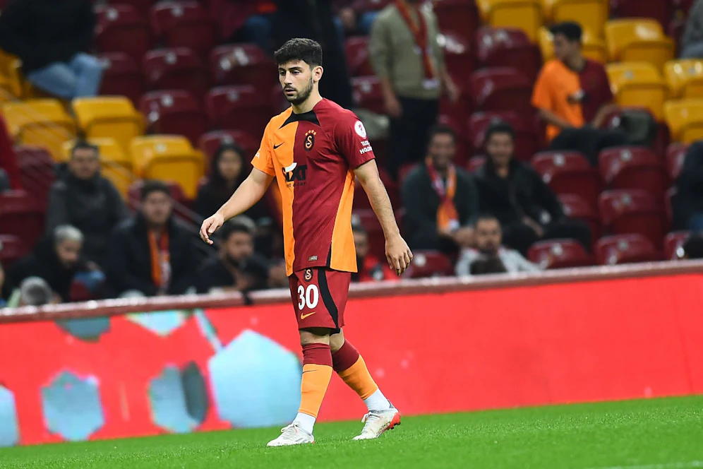 Yusuf Demir könnte Galatasaray doch noch verlassen. 