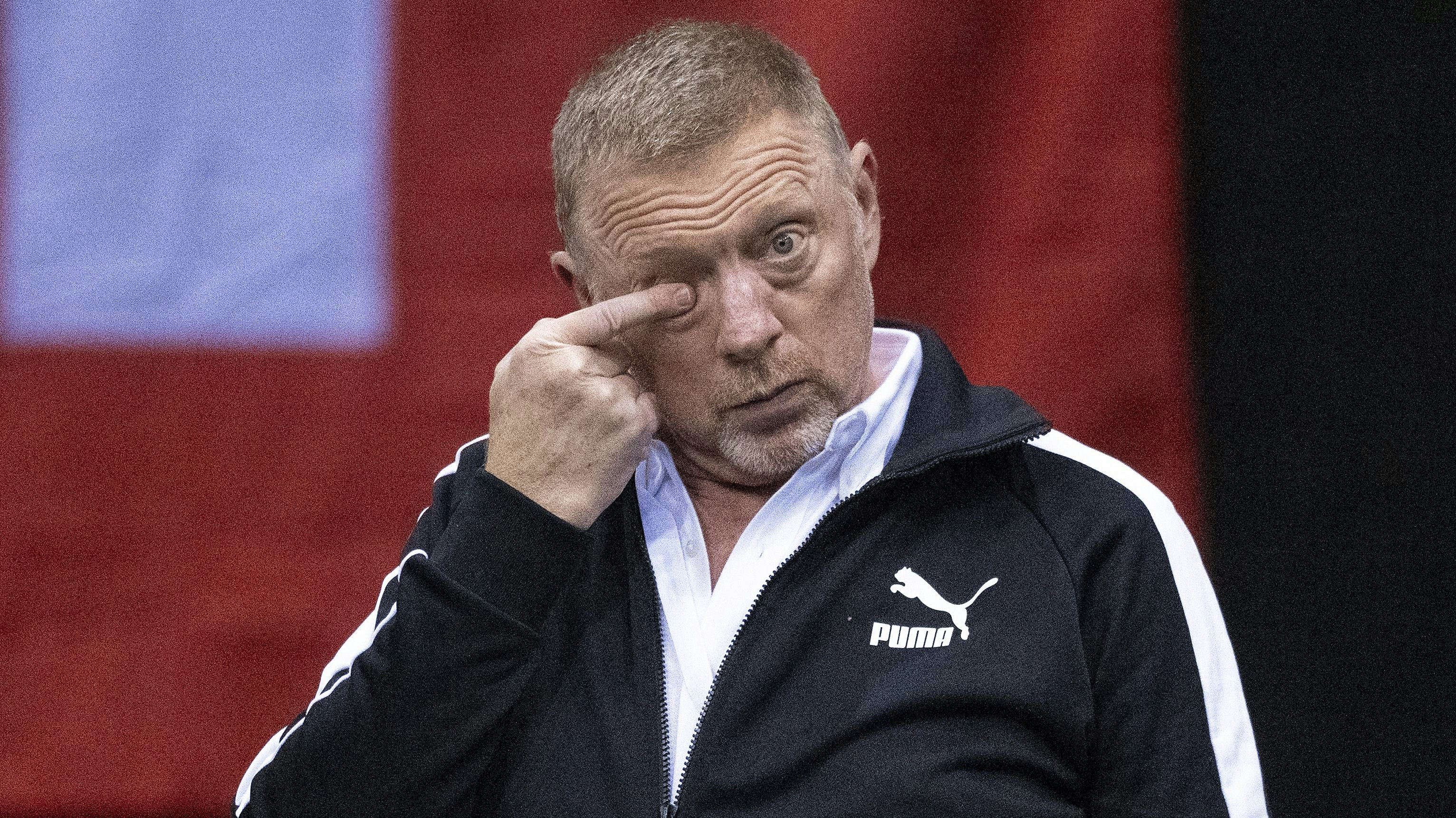 Download von www.picturedesk.com am 04.02.2023 (13:02).  Germany?s former tennis player Boris Becker reacts during the tennis Davis Cup qualifiers match for the 2023 group stage between Germany and Switzerland, on Friday, February 03, 2023, at the Arena in Trier, Germany. (KEYSTONE/Peter Schneider) - 20230203_PD5385 - Rechteinfo: Rights Managed (RM)