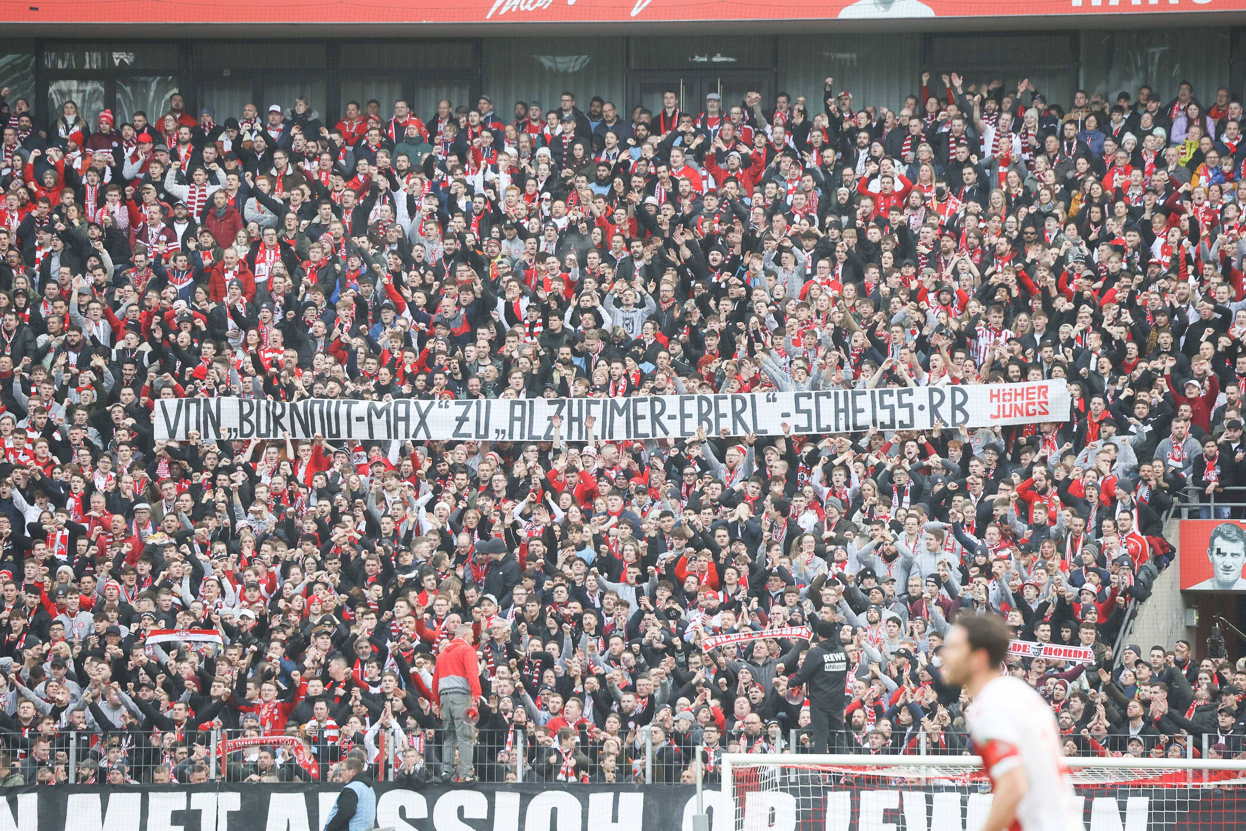 Köln-Fans zeigten ein geschmackloses Plakat