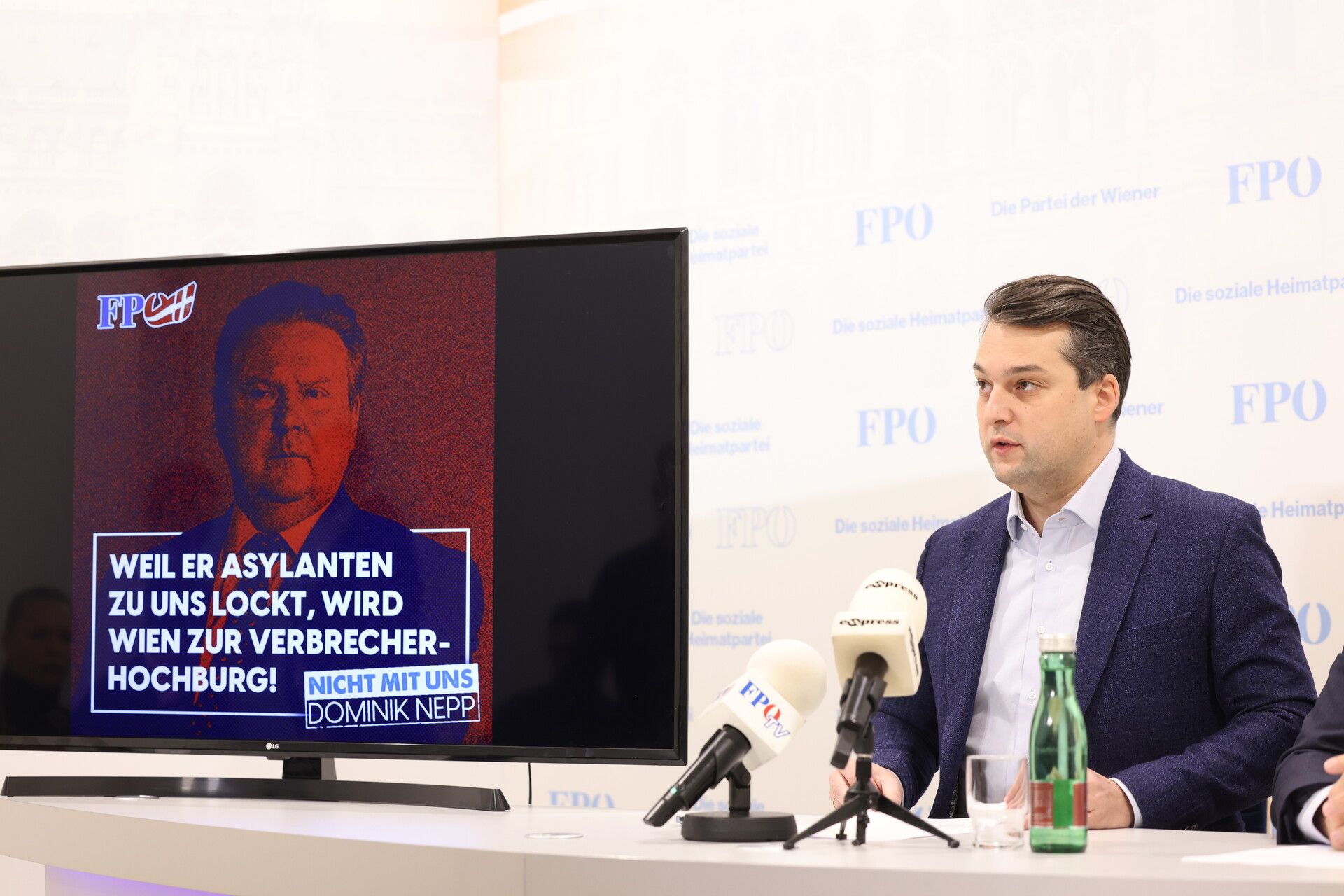 Schon vor einigen Monaten kritisierte FPÖ-Politiker Dominik Nepp den Wiener Bürgermeister. Am Samstag (04.02.2023) legte er erneut nach. 