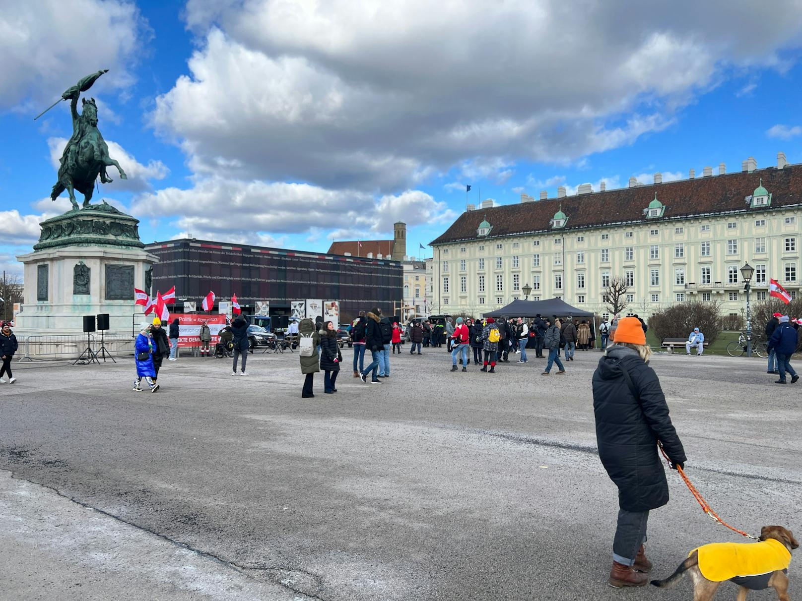 Die Großdemonstration "Megademo – Für direkte Demokratie" am Sonntag (05.02.23) wurde zum Flop für die Veranstalter. Nur wenige Hundert nahmen in Wien teil.