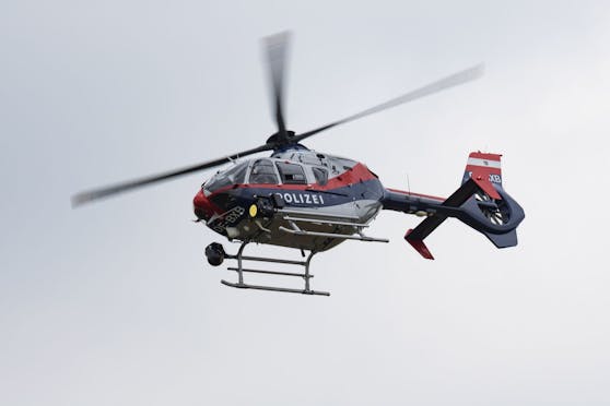 Unter anderem mit einem Polizei-Helikopter wurde nach einem 19-jähriger Geisterfahrer gefahndet.