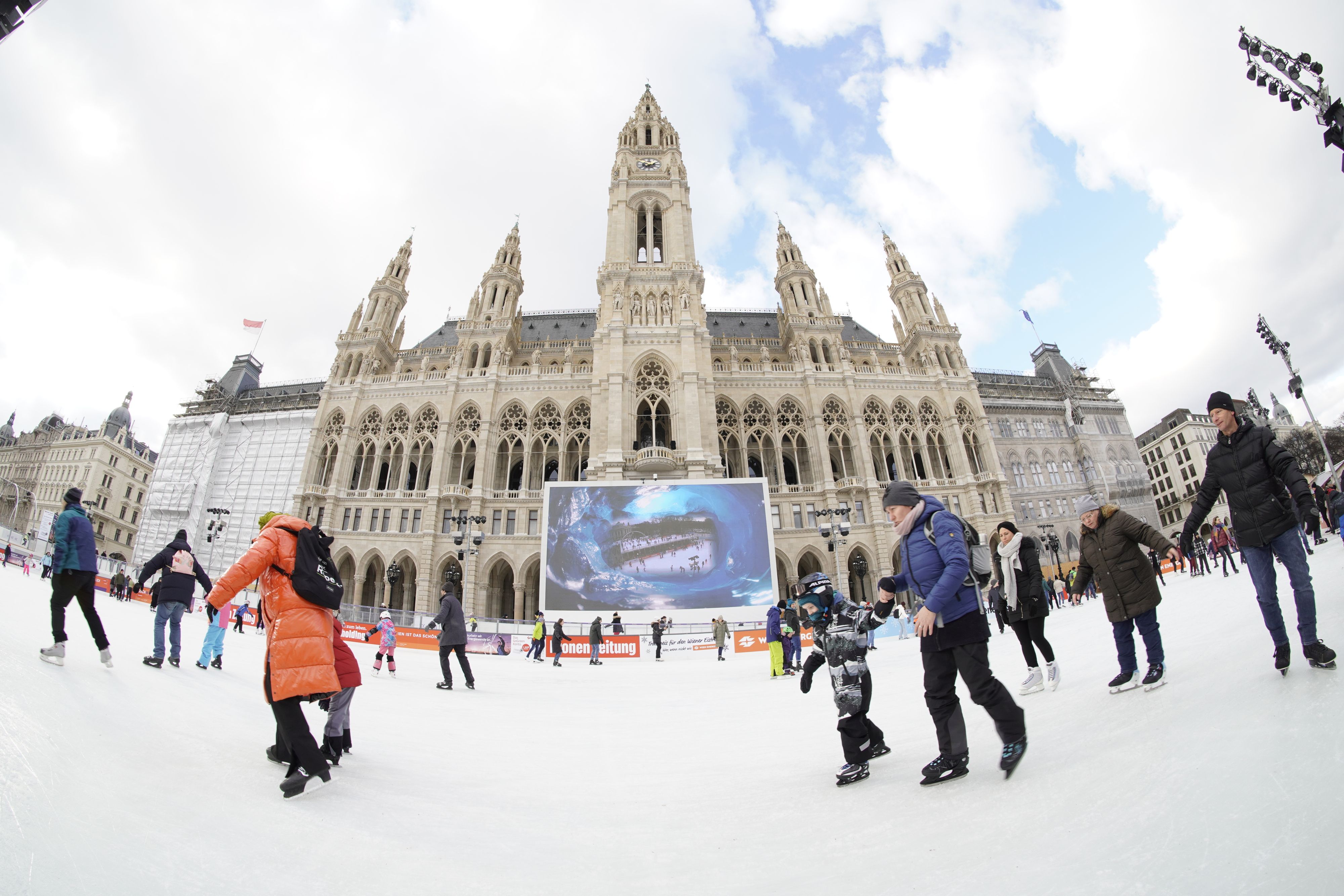 Der Wiener Eistraum zieht zur Halbzeit eine positive Bilanz.
