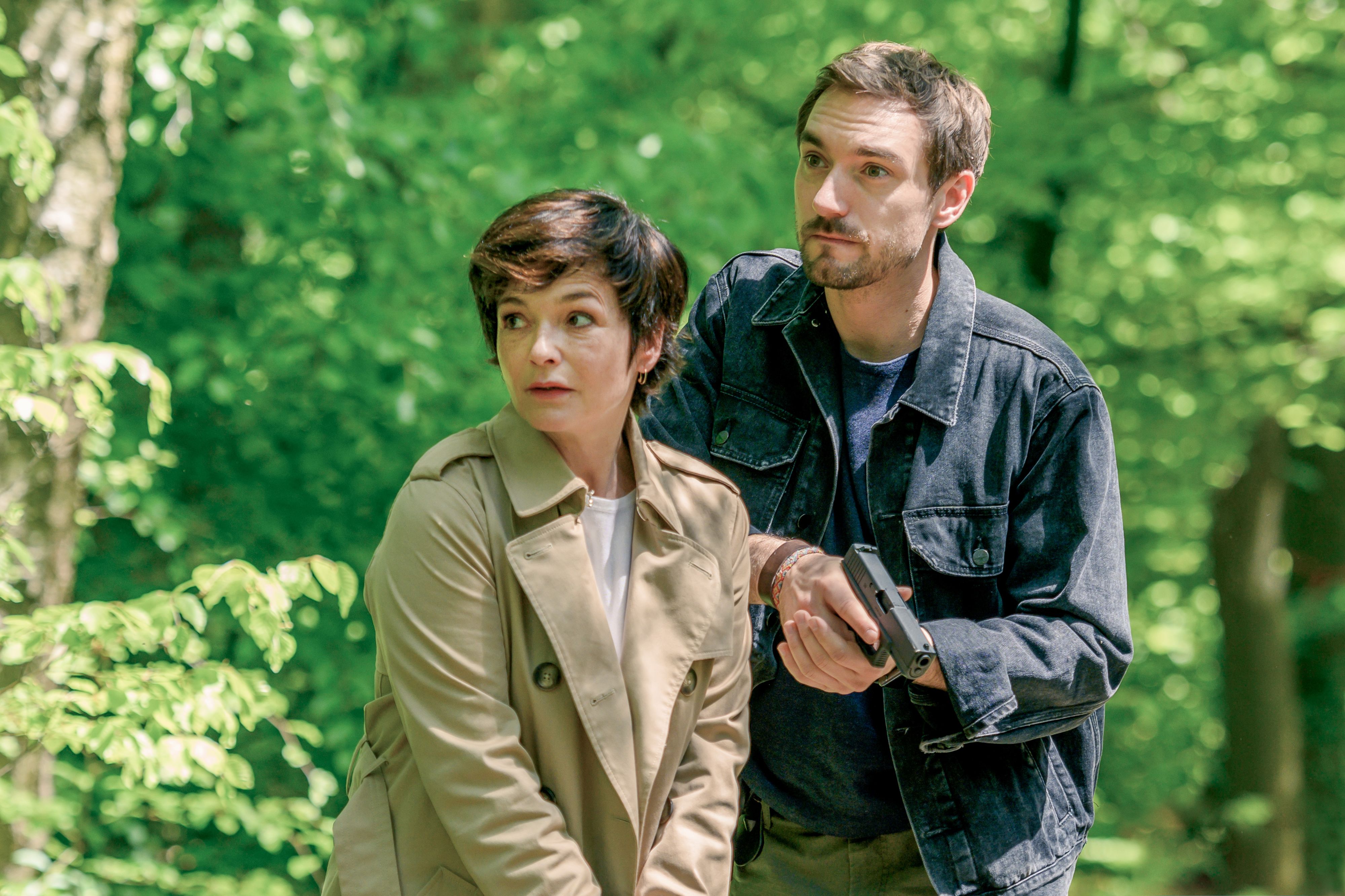 Katharina Stemberger (Joe) und Daniel Gawlowski (Ben)