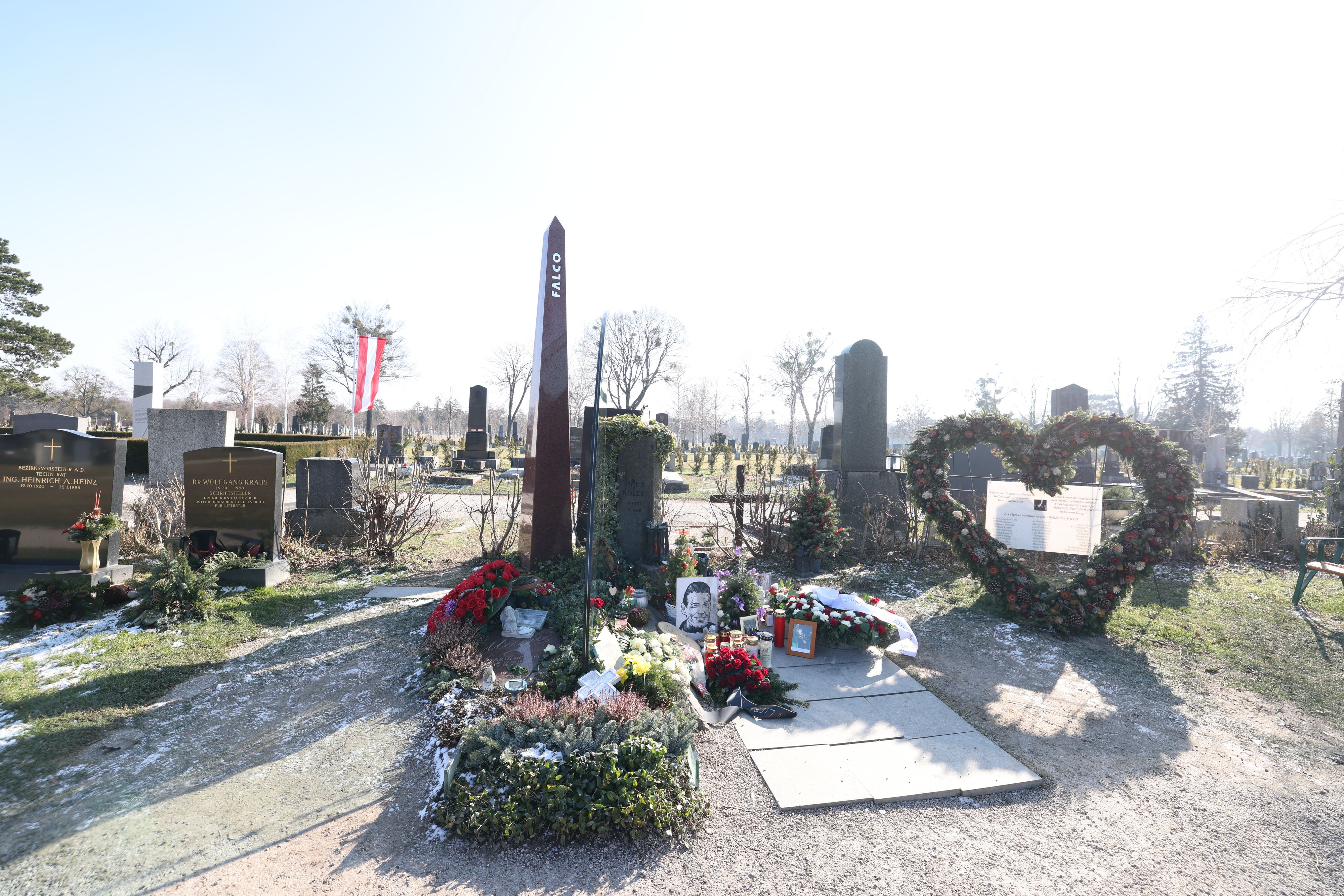Falcos Grab am Wiener Zentralfriedhof ist noch immer eine Pilgerstätte.