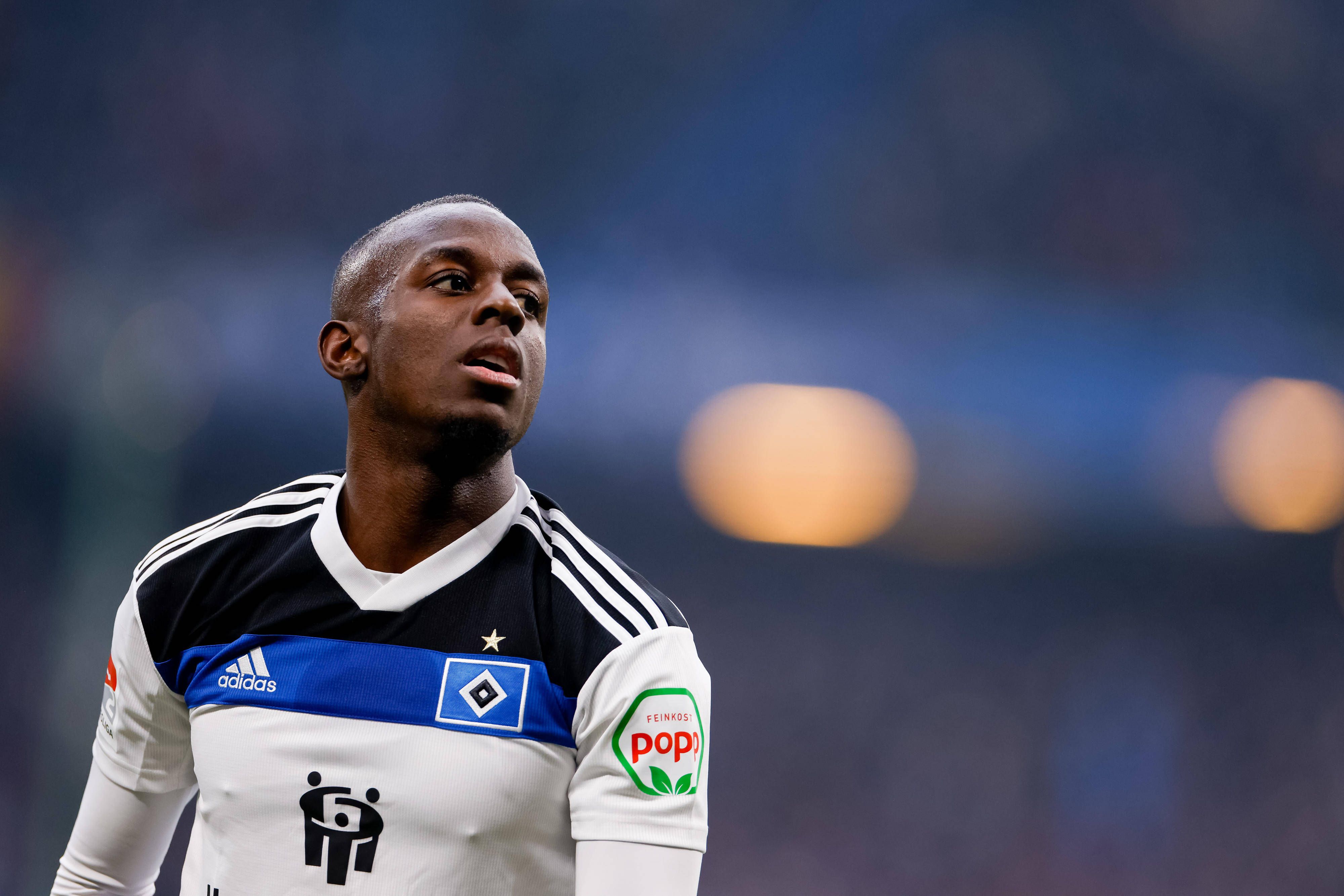 Das Auto von Jean Luc Dompe wurde in einen Unfall verwickelt. 