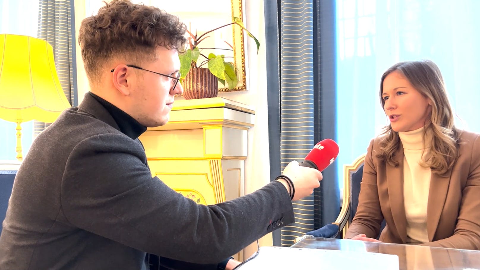 Claudia Plakolm im <em>"Heute"</em>-Interview.