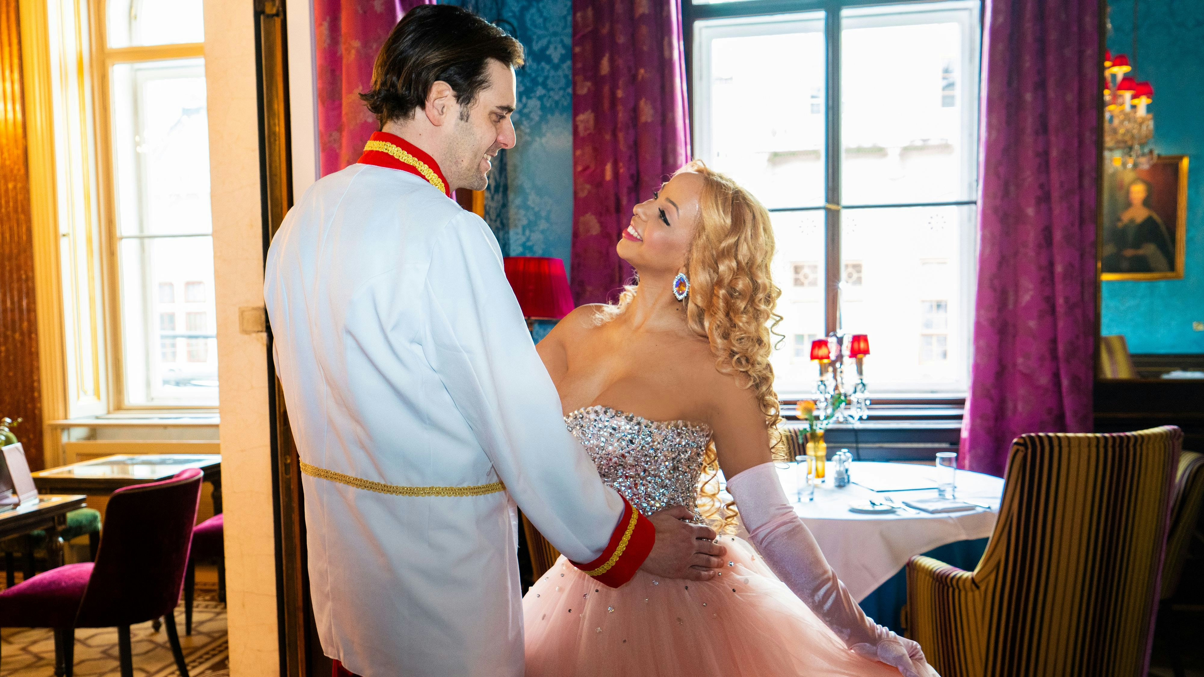 Wer geht mit Bahati auf den Opernball? Freund Marzio kann nicht.